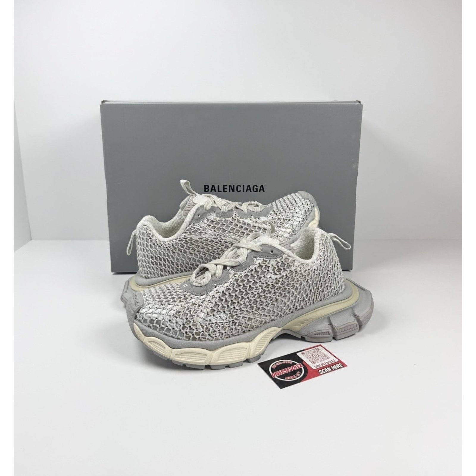 Balenciaga Balenciaga 3XL Gray/Green Low Top Sneakers New | Grailed