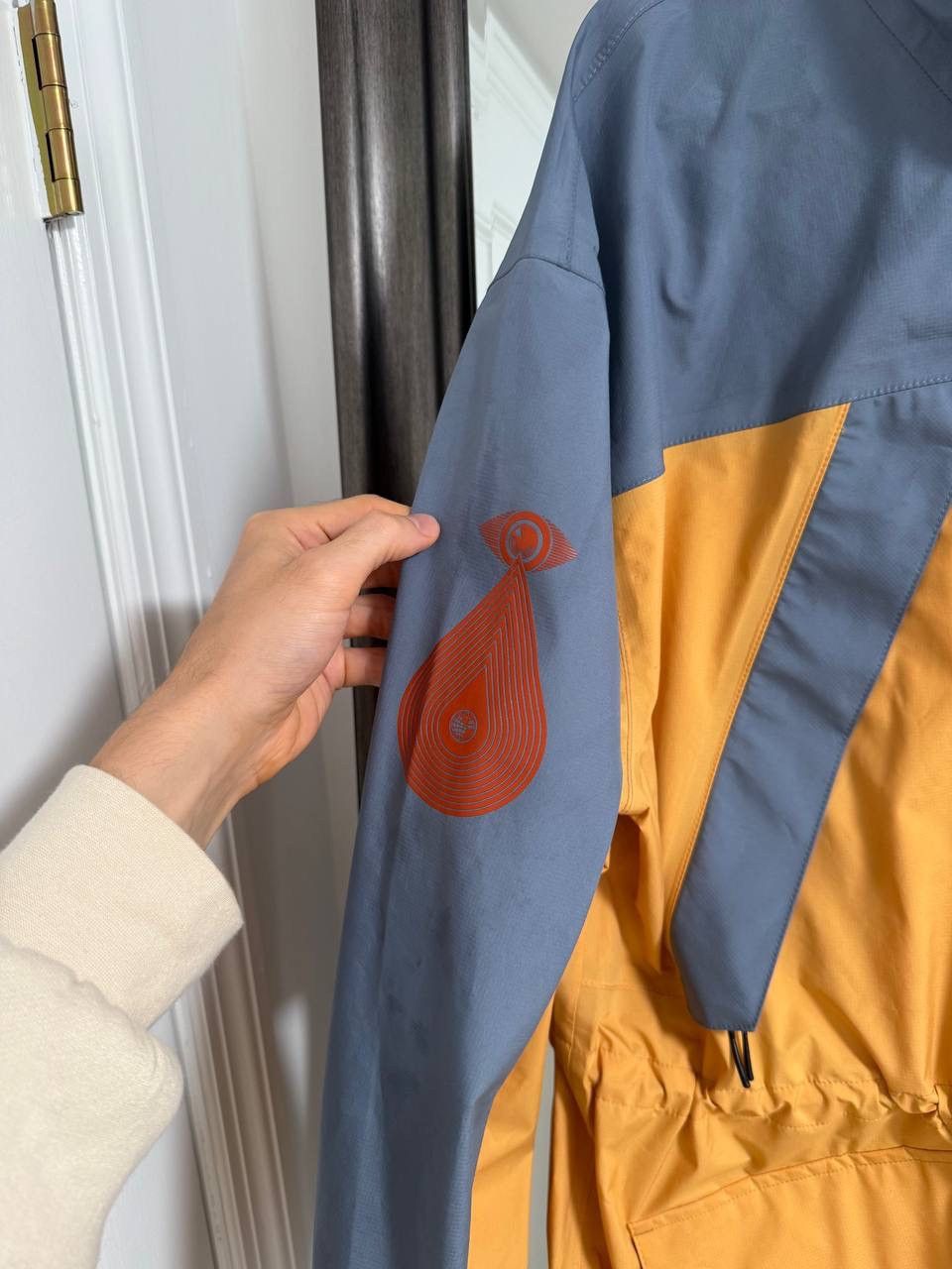 Napapijri Napapijri x Obey Epoch Shell Jacket Beige Oak waterproof Size US M / EU 48-50 / 2 - 3 Thumbnail