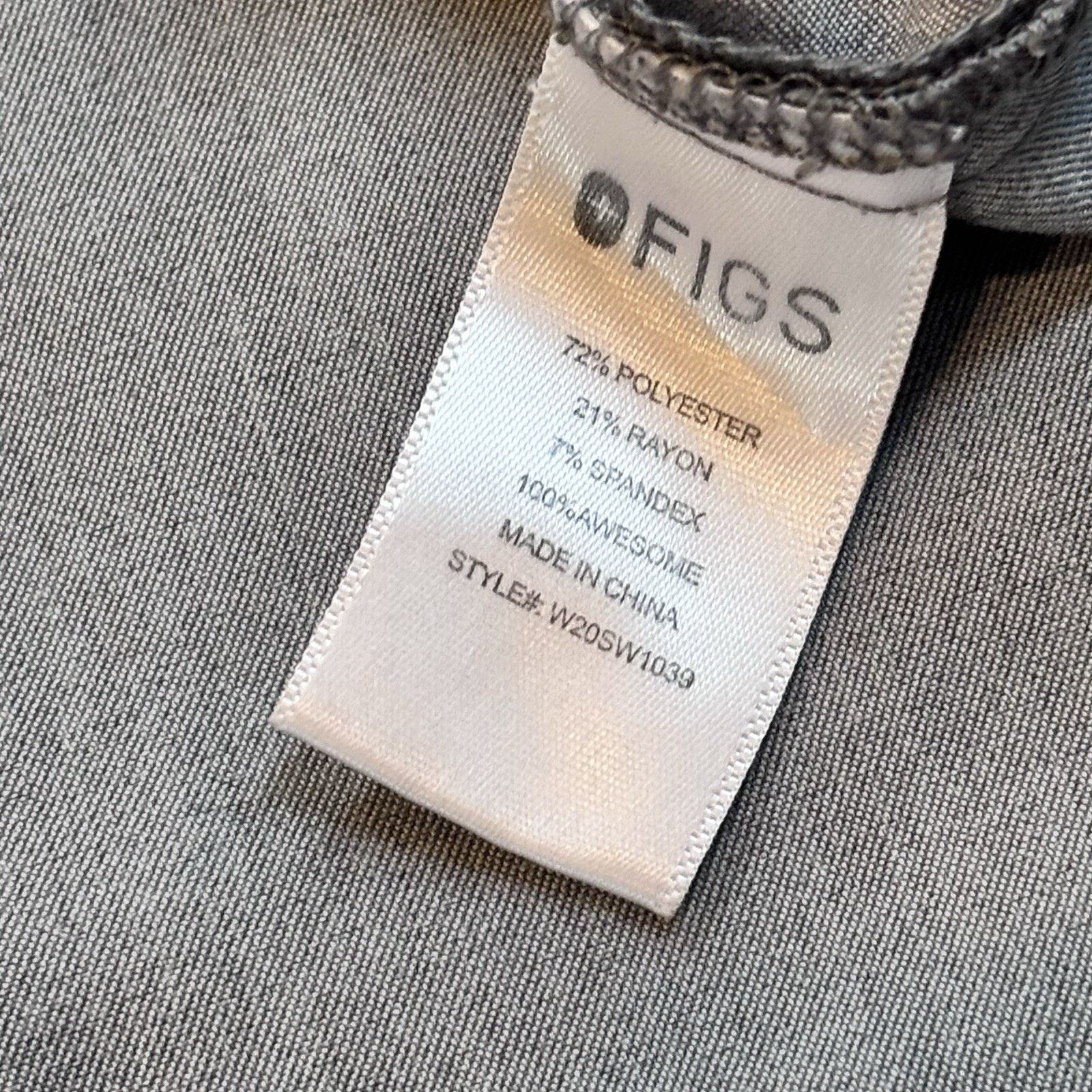 Other Figs Top Full Button Covered Placket Grey Large W20SW1039 Size US L / EU 52-54 / 3 - 5 Thumbnail