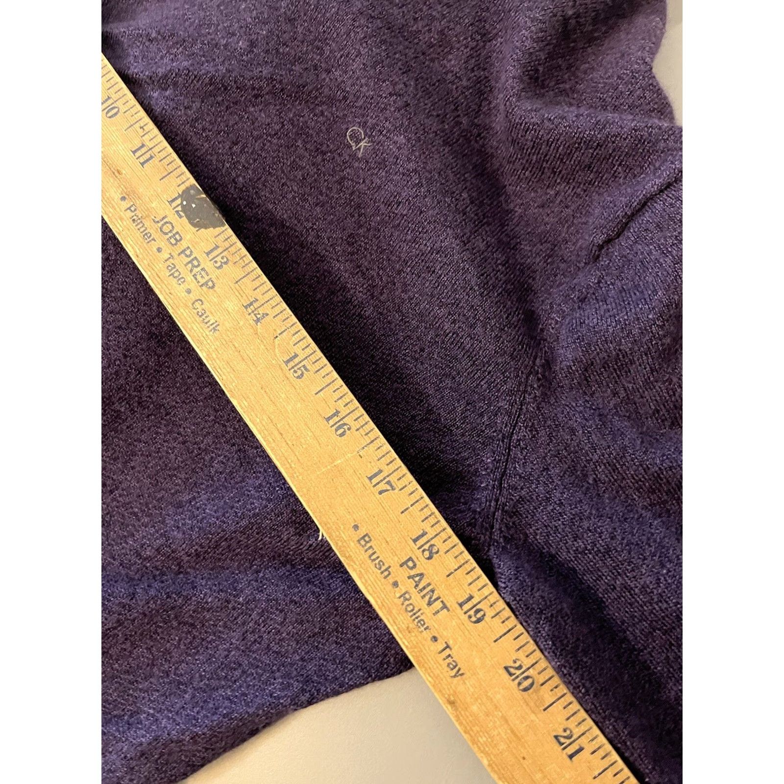 Calvin Klein Calvin Klein Merino Wool Purple V-Neck Pullover Sweater Mens Medium Size US M / EU 48-50 / 2 - 5 Thumbnail