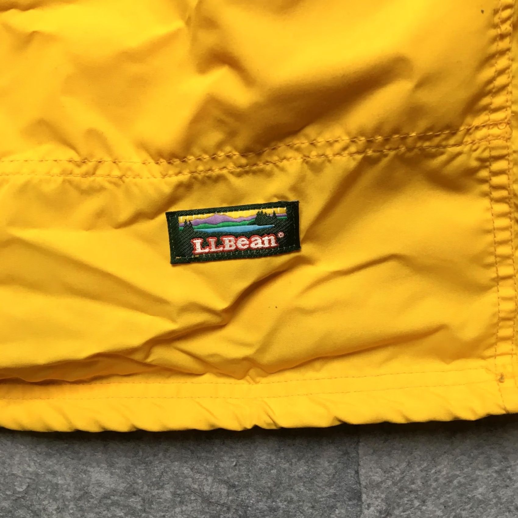 Vintage VINTAGE L.L.Bean Jacket Mens 56 Regular Yellow Nylon Hooded Anorak Pullover 80s USA Mens Size US XL / EU 56 / 4 - 3 Thumbnail