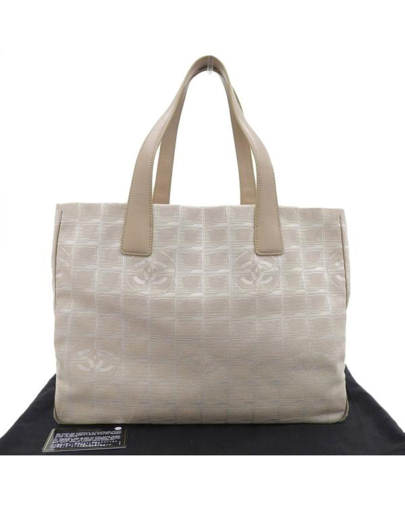 image of Chanel Beige Travel Tote Bag In Ab Condition, Women's