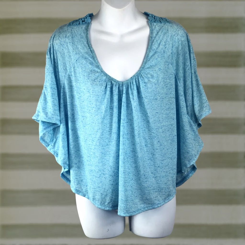 Vintage VINTAGE American dream Blouse Shirt S Blue V-Neck Cape Butterfly Sleeve Lace Back Womens - 80s 90s Glam Bohemian Retro Fashion Gem Size S / US 4 / IT 40 - 1 Thumbnail