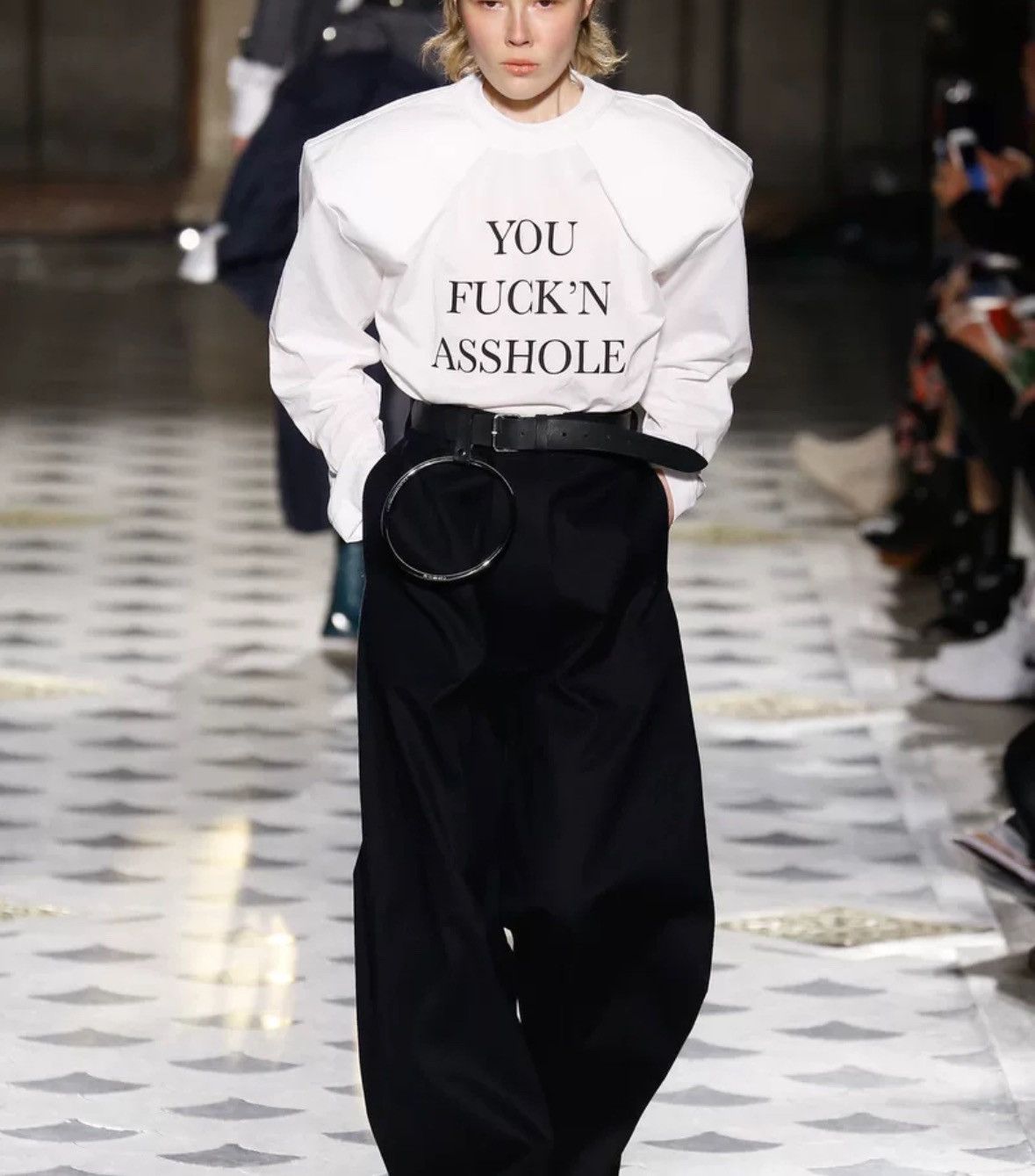 Vetements Vetements 16Fw Show Style You Fuck'n Cushion Short Sleeve Size US M / EU 48-50 / 2 - 9 Thumbnail