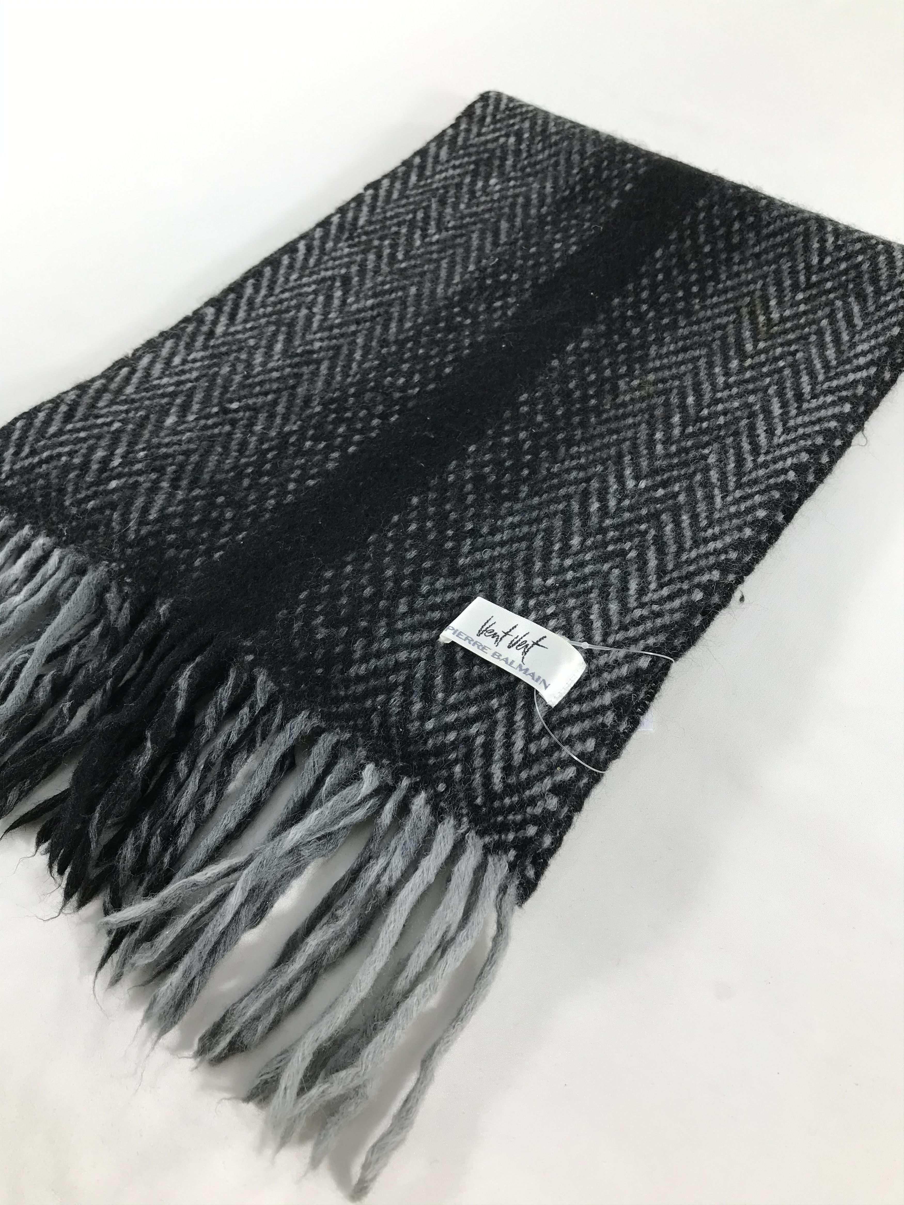 Pierre Balmain Vintage Pierre Balmain Scarf/Muffler/Neckwear MF1448 Size ONE SIZE - 3 Thumbnail
