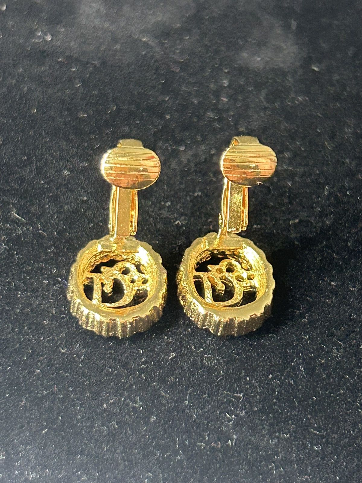 Dior Vintage Dior Rhinestone Gold Plated Oval Clip on Earrings Size ONE SIZE - 10 Thumbnail