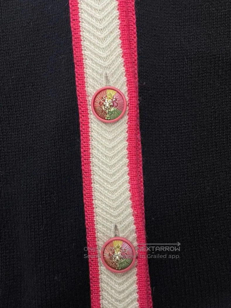 Chanel Chanel Black White Cashmere Cardigan. Size US M / EU 48-50 / 2 - 2 Thumbnail