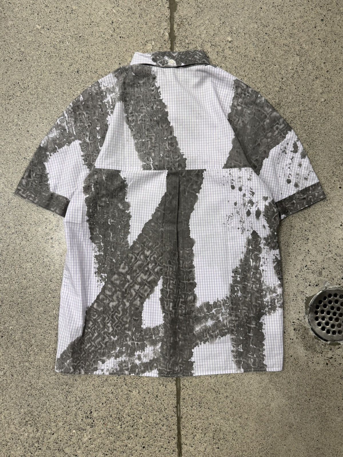 Alexander McQueen SS1997 Alexander McQueen Tire Track Plaid Button Down Piqué Size US M / EU 48-50 / 2 - 4 Thumbnail