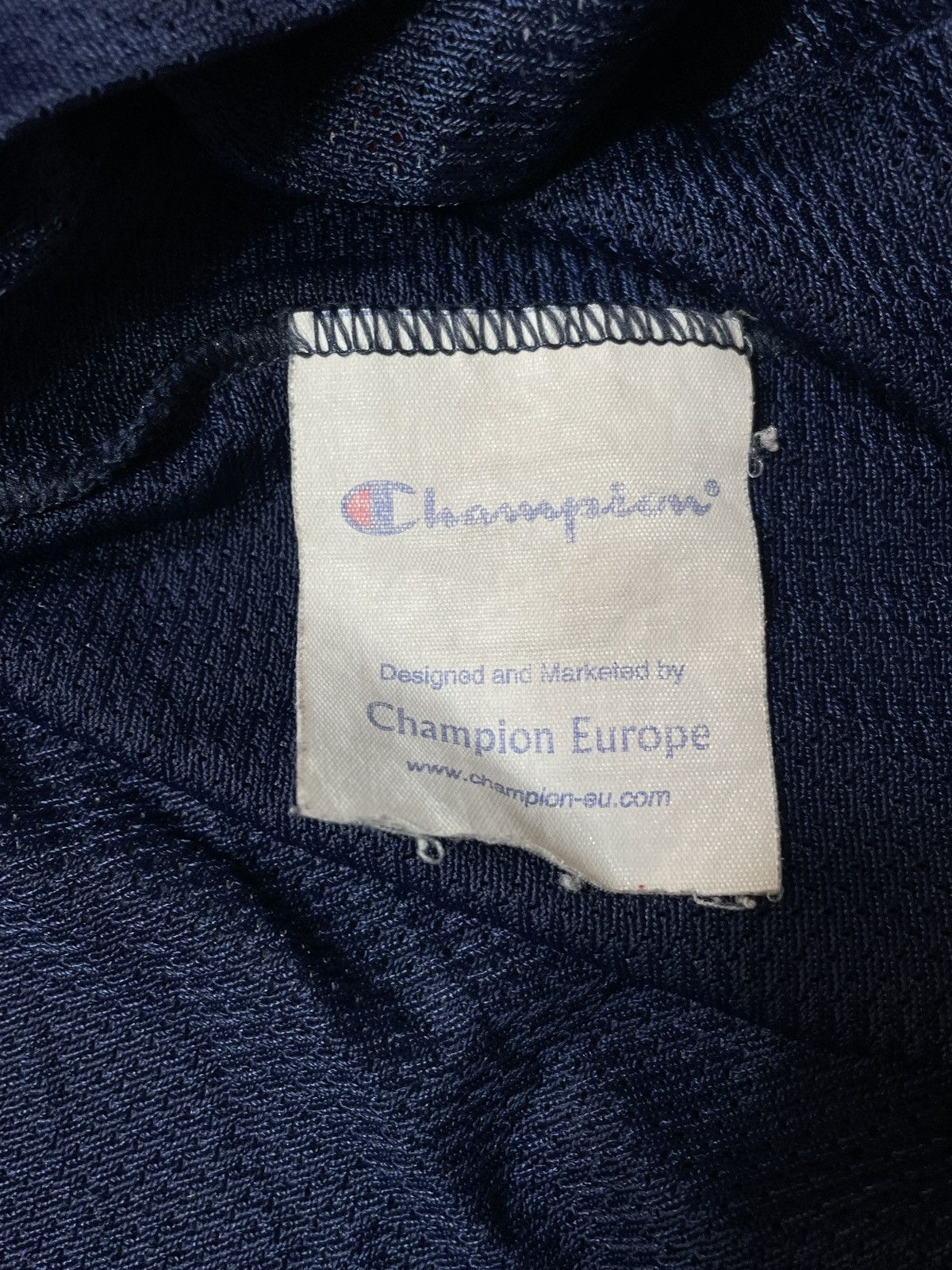 Champion 🔥Offers🔥Champion Vintage Y2K Jersey Rare Streetwear Size US M / EU 48-50 / 2 - 7 Thumbnail