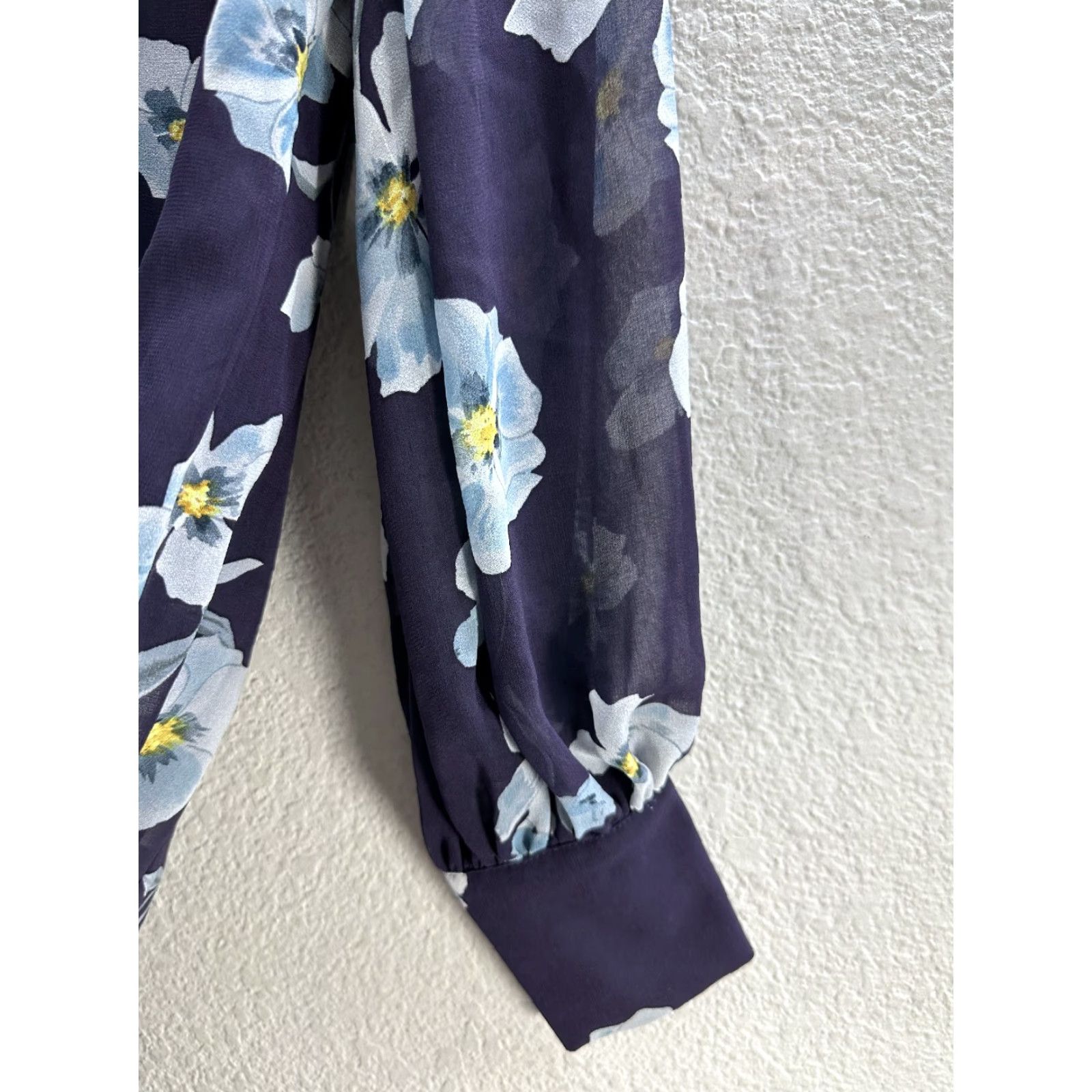 Vintage Cabi Ellery Long Puff Sleeve Shift Dress Purple Floral Sheer Lined Cocktail Sz S Womens Size S / US 4 / IT 40 - 5 Thumbnail