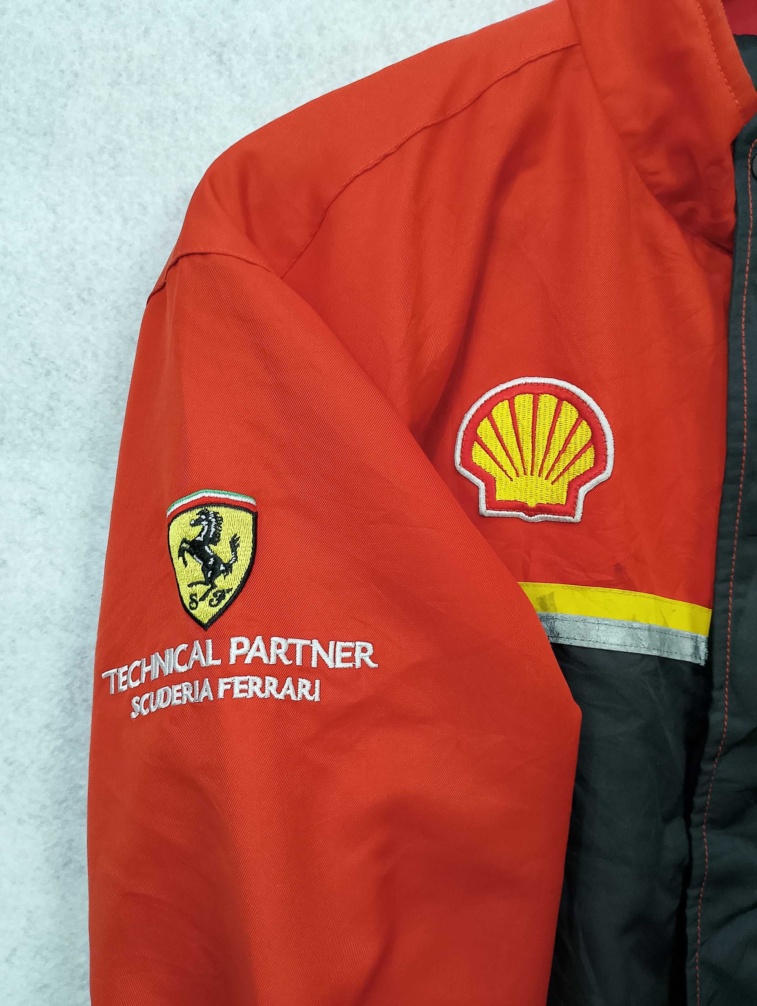 Ferrari Shell Helix Scuderia Ferrari Racing Jacket Size US L / EU 52-54 / 3 - 6 Thumbnail