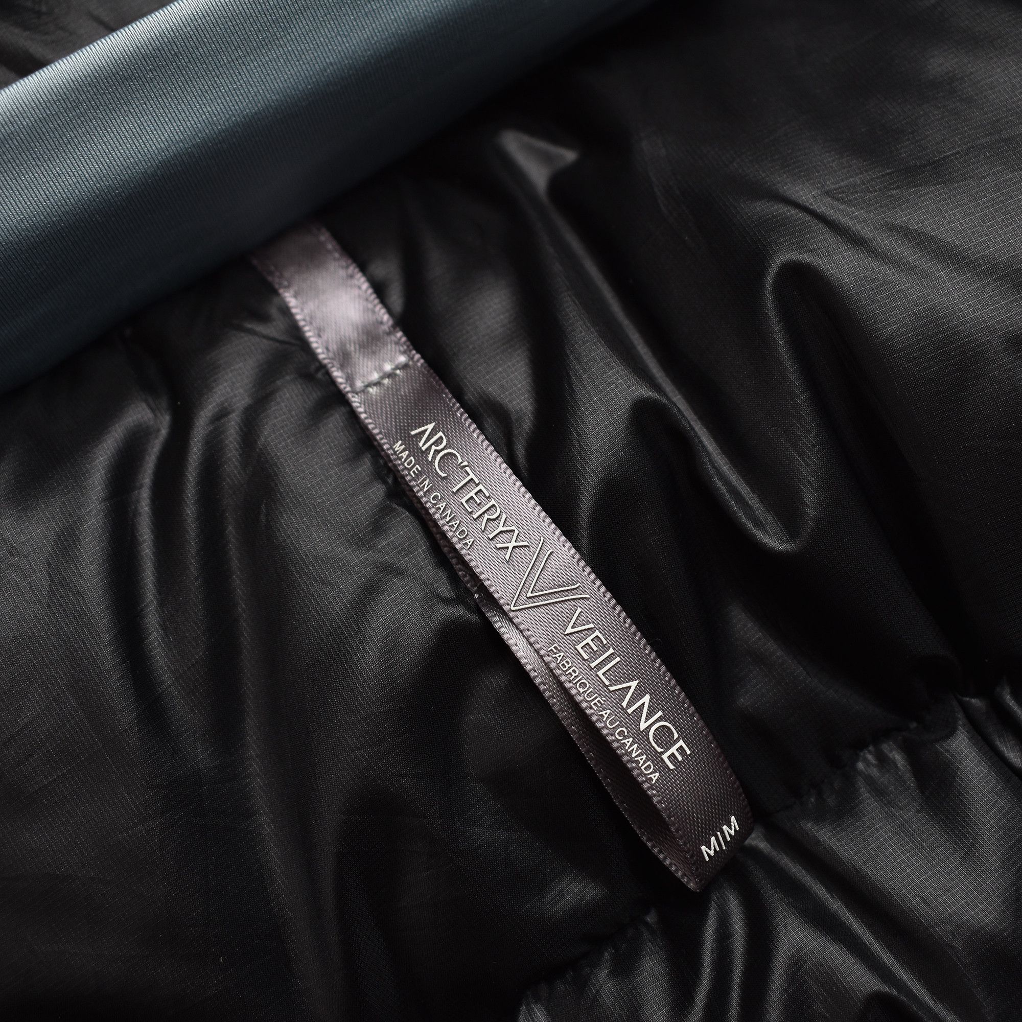 Veilance *RARE/SAMPLE* VEILANCE ARC'TERYX DECON INSULATED JACKET Size US M / EU 48-50 / 2 - 3 Thumbnail
