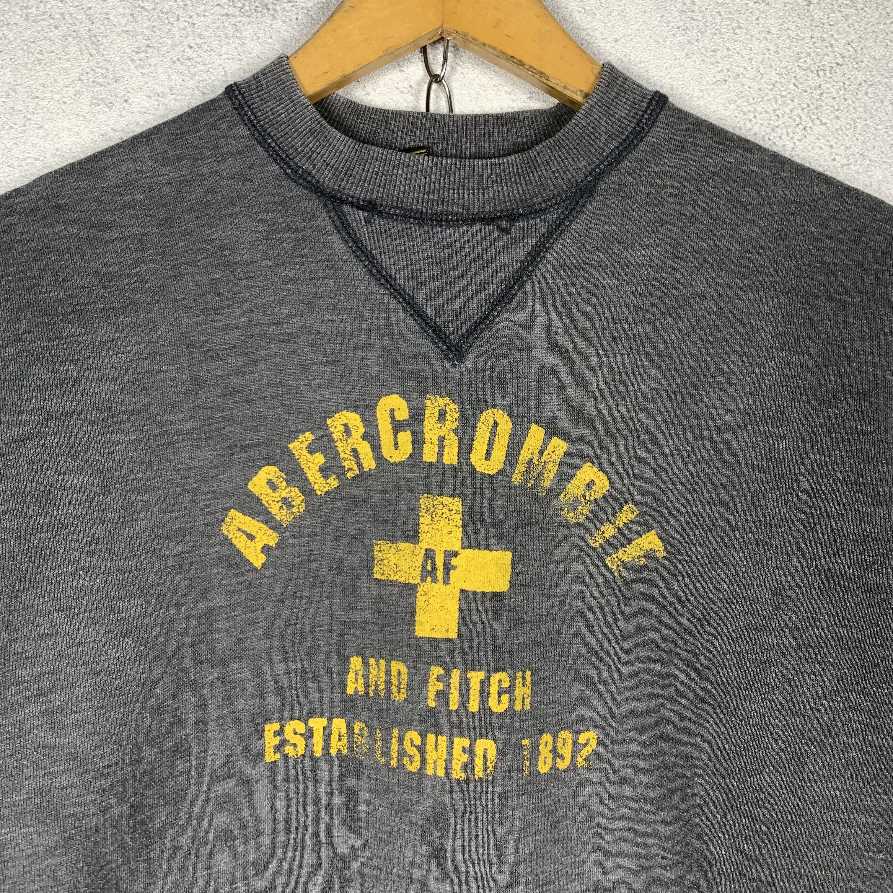 Abercrombie & Fitch Vintage Abercrombie & Fitch Sweatshirt Crewneck Size US S / EU 44-46 / 1 - 3 Thumbnail