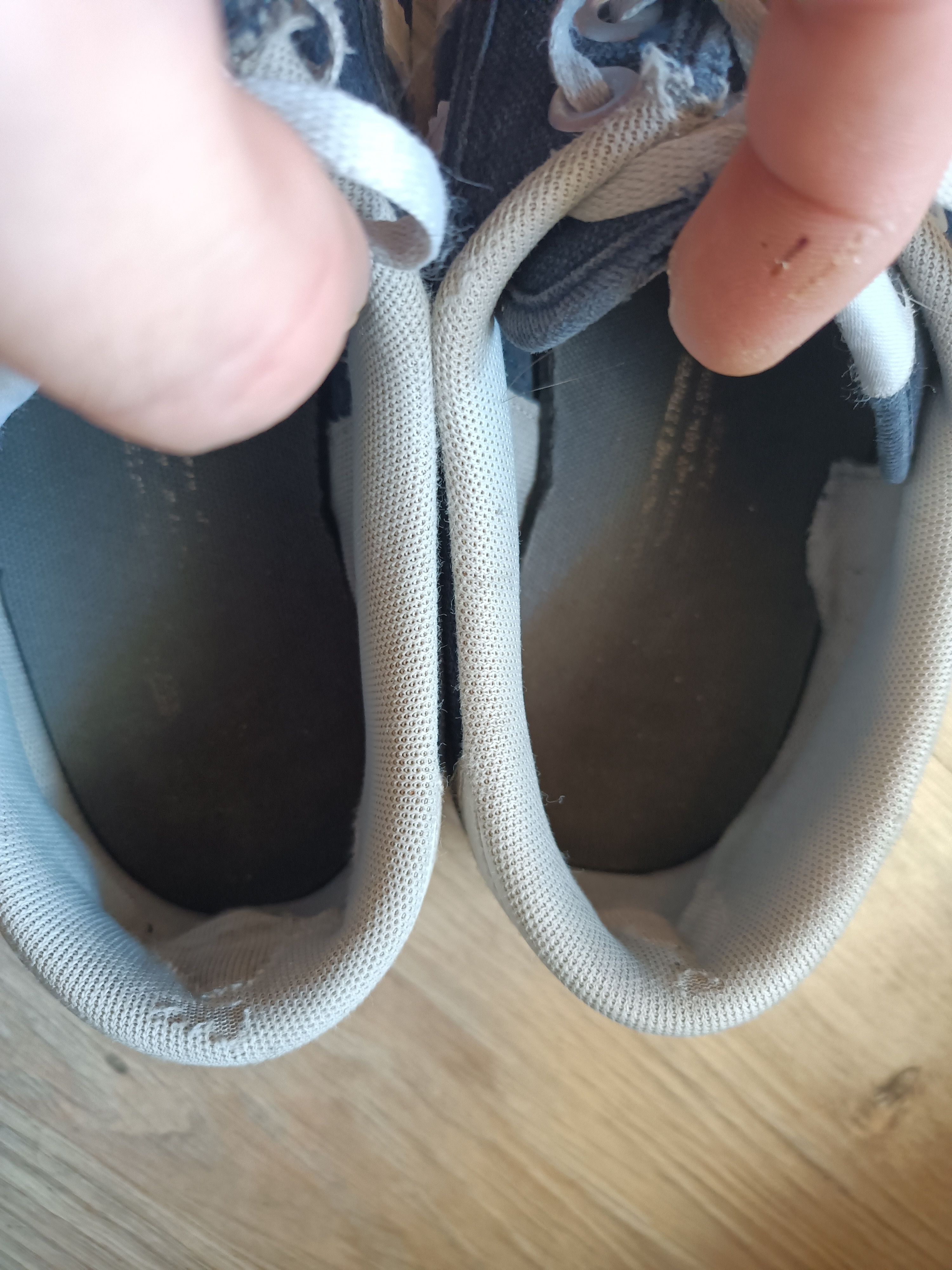 Puma mNen's Puma sneakers. Good condition. Size US 9 / EU 42 - 5 Thumbnail