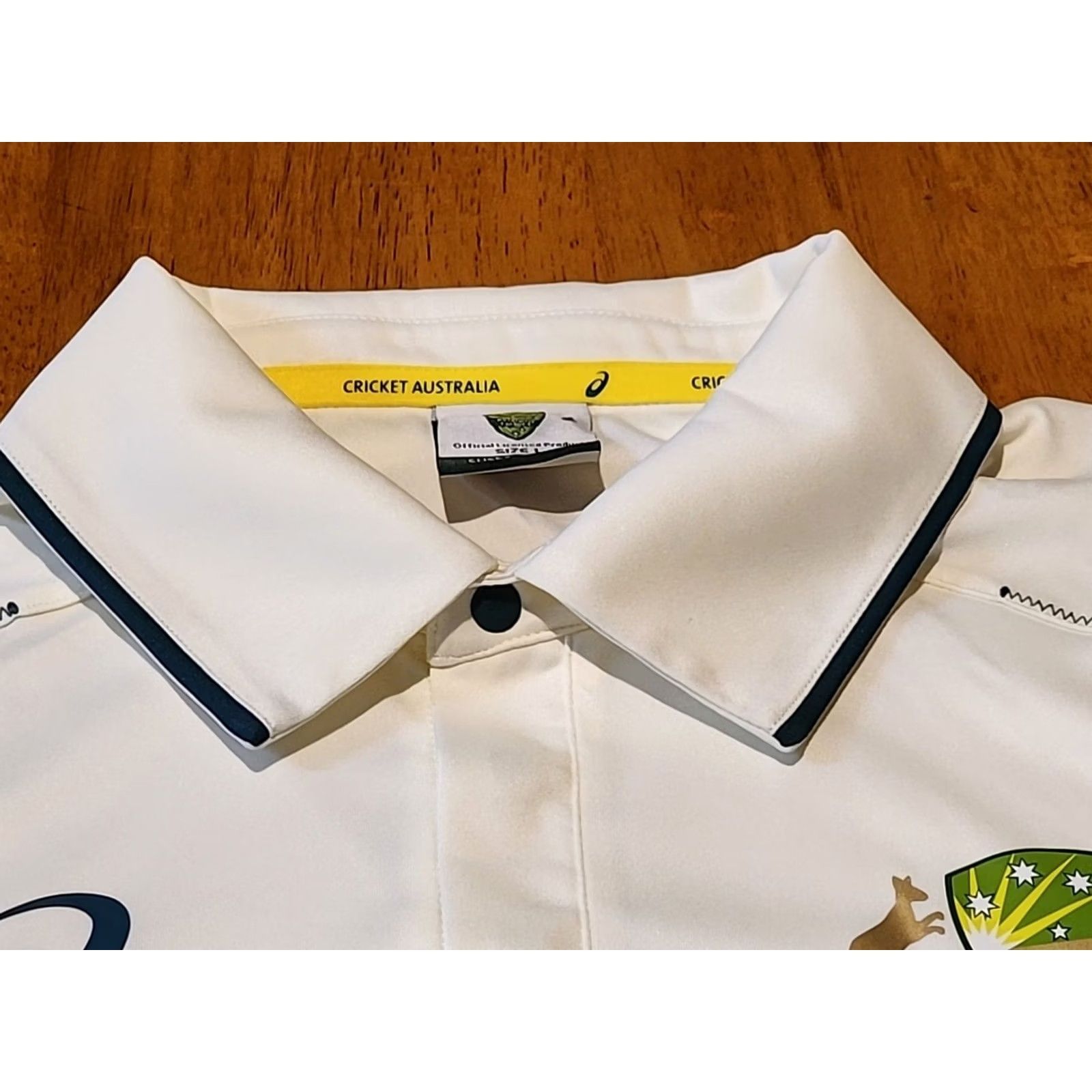 Asics VINTAGE Asics Cricket Australia Polo Shirt Large Sportswear Outdoors 2008 Men's Size US L / EU 52-54 / 3 - 5 Thumbnail