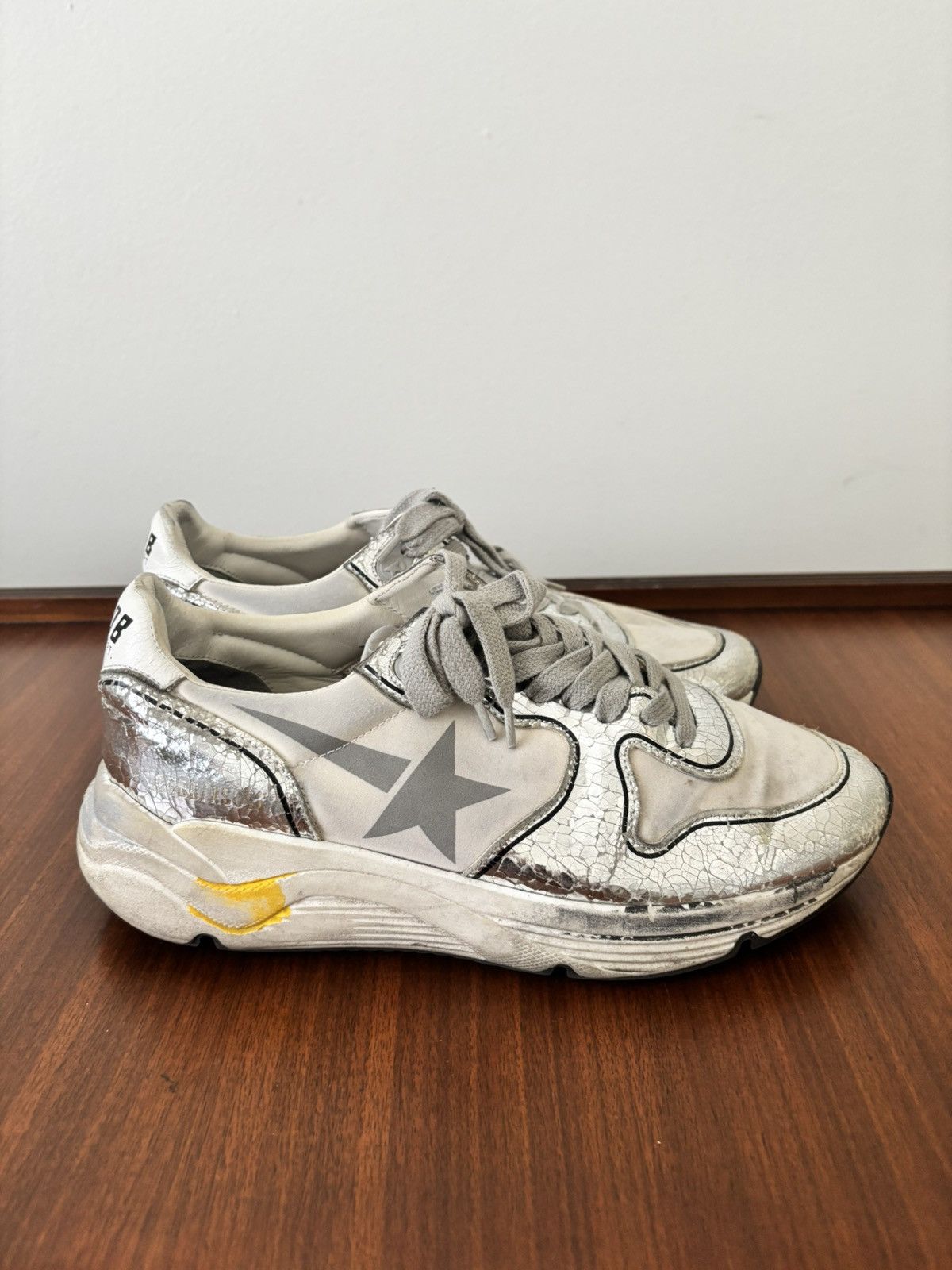 Golden Goose Golden Goose Runners Size US 7 / IT 37 - 3 Thumbnail