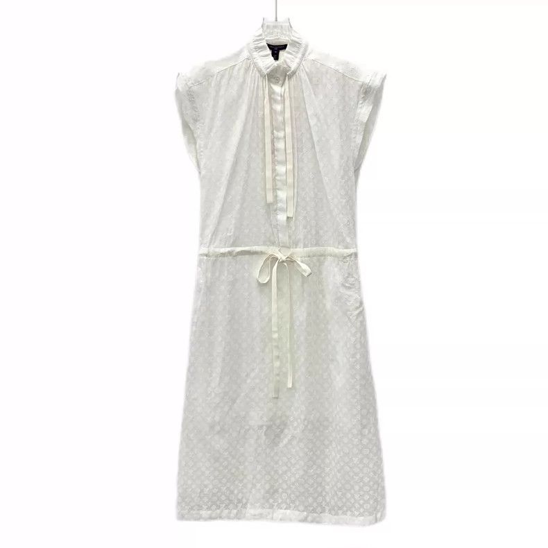 Louis Vuitton Louis Vuitton White logo embossed mulberry silk sleeveless Size XS / US 0-2 / IT 36-38 - 1 Thumbnail