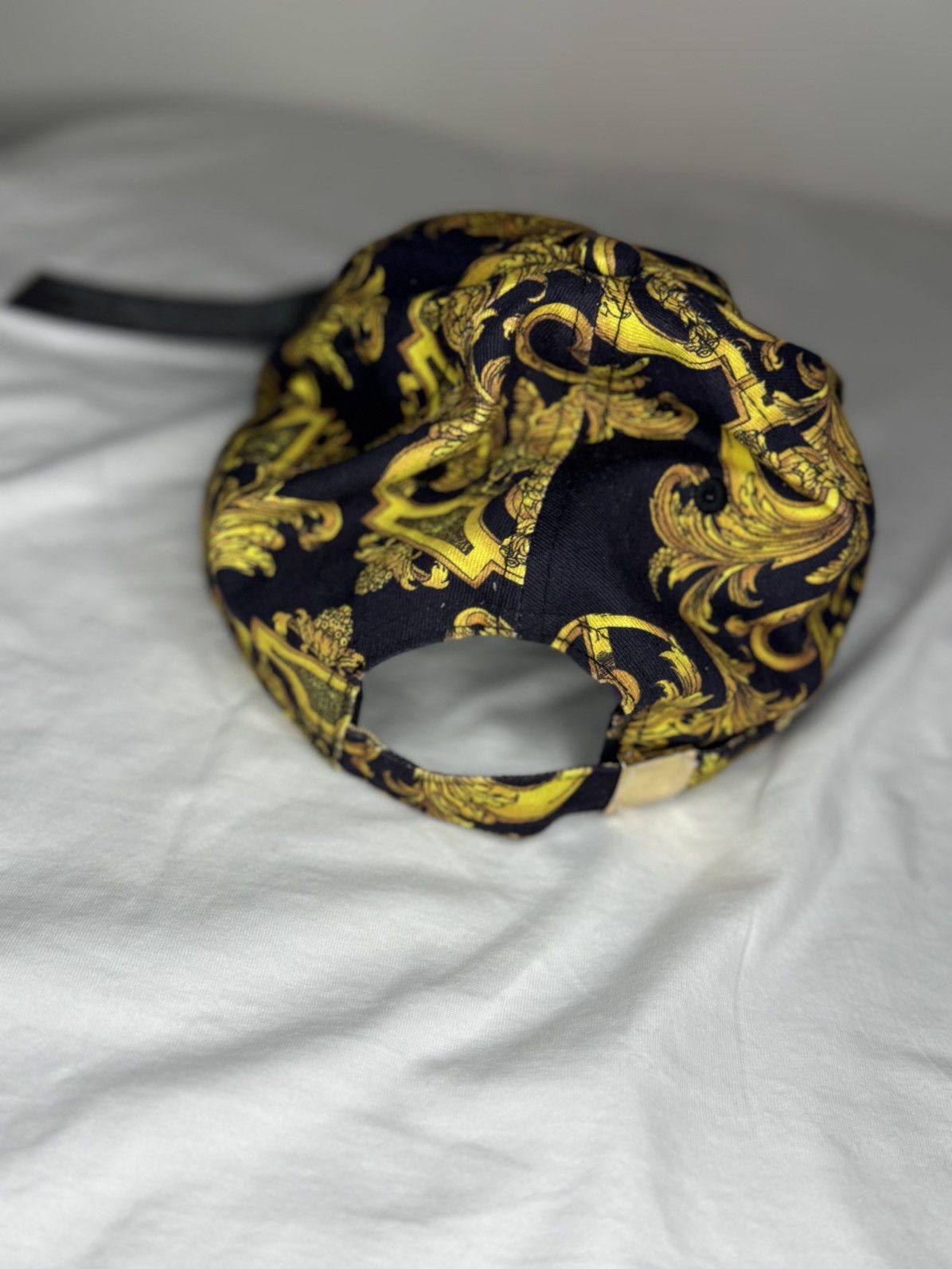 Versace × Versace Jeans Couture Versace Jeans Couture Baroque Print Cap Size ONE SIZE - 10 Thumbnail