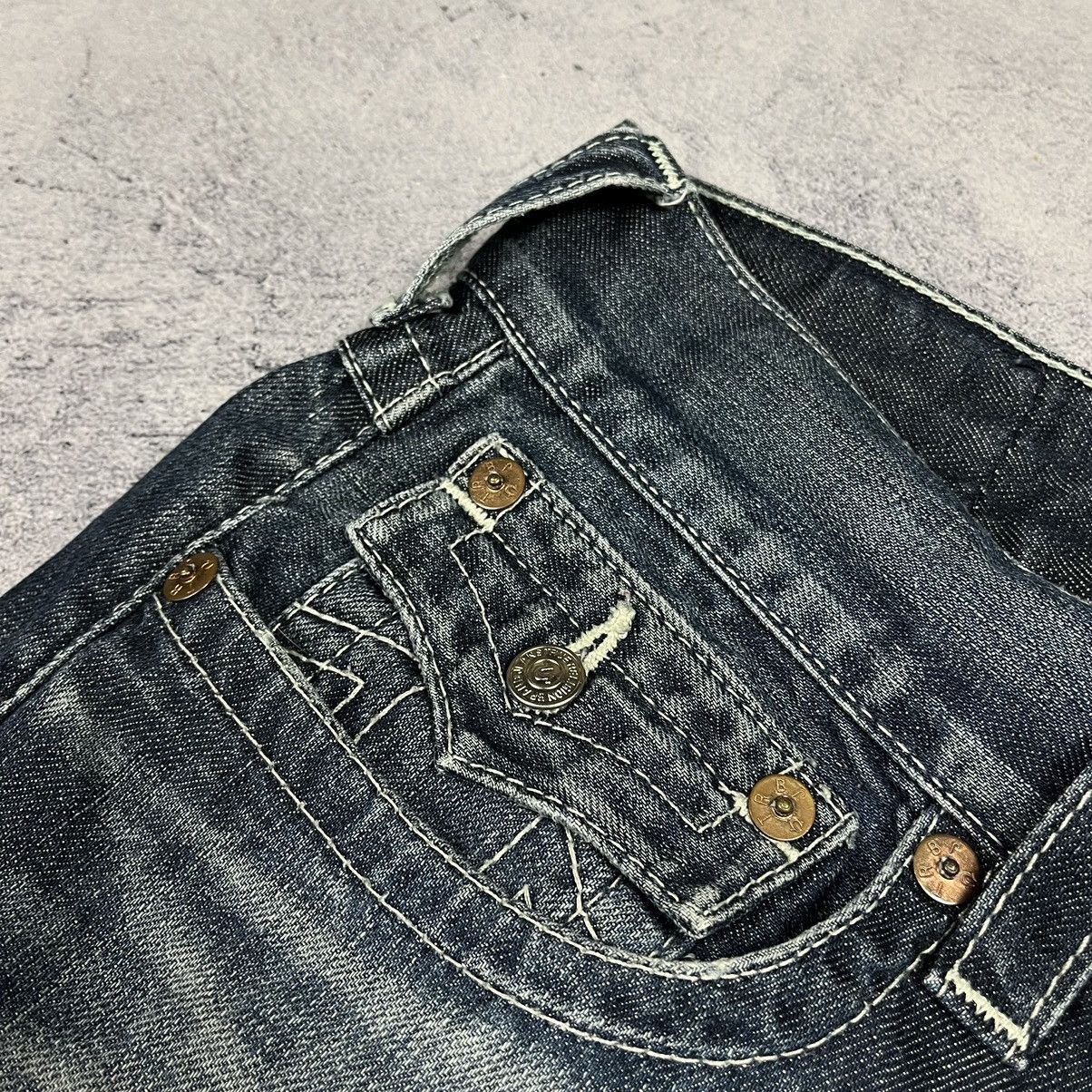True Religion Vintage True Religion Big Logo slim fit jeans 00’s Size US 31 - 9 Thumbnail