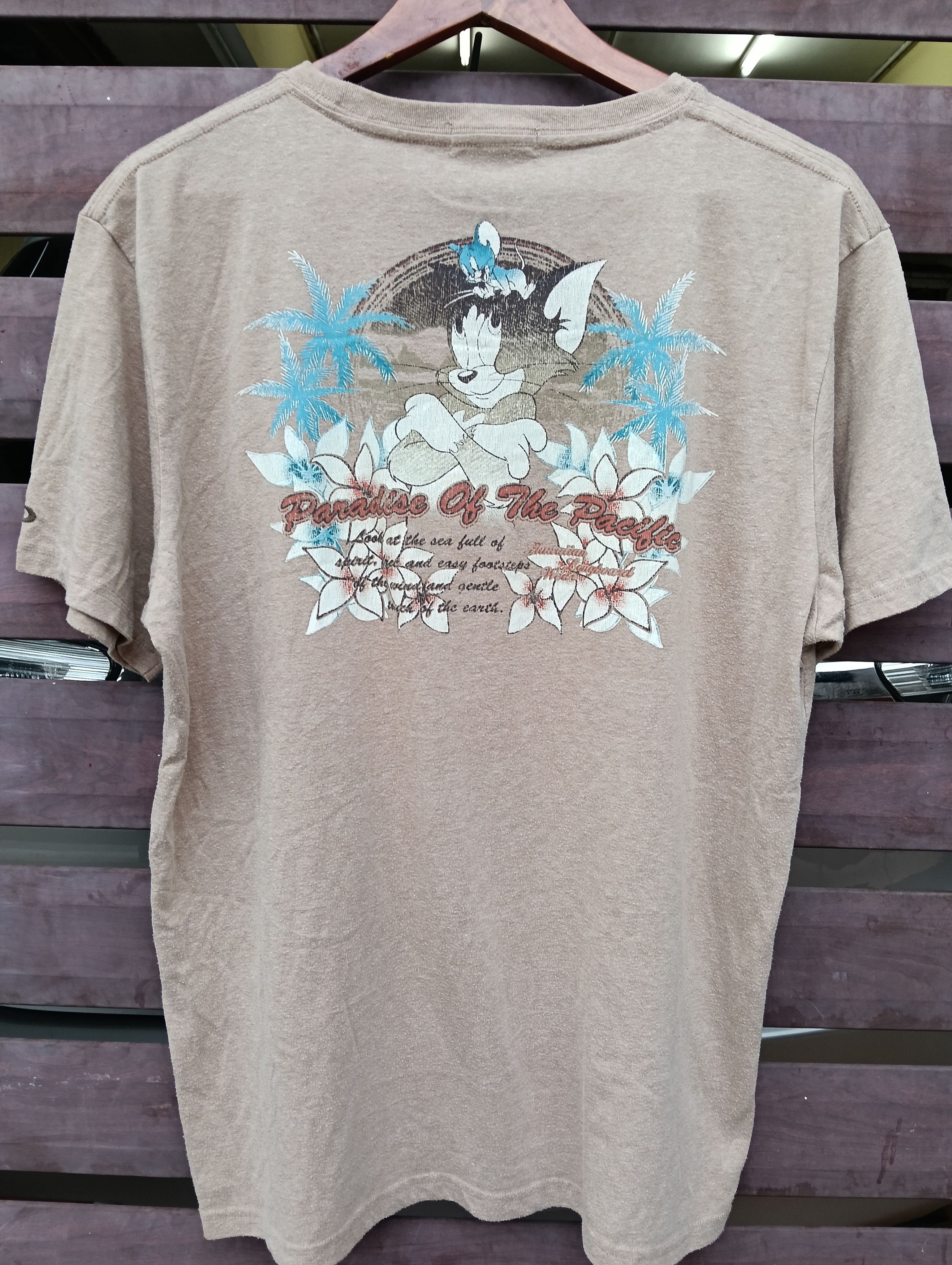 Cartoon Network Tom & Jerry X Hawaii piko Tshirt. Size US L / EU 52-54 / 3 - 1 Thumbnail