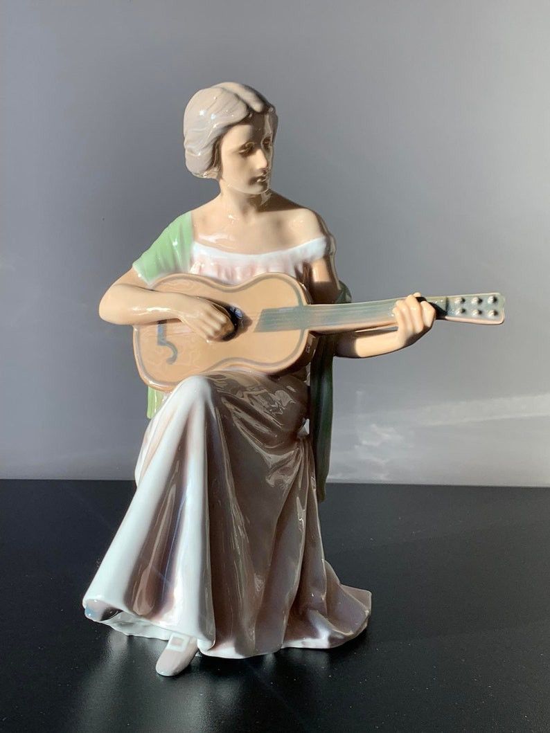Vintage Vintage Porcelain Figure Guitar Player Germany Marked 1684 Size ONE SIZE - 1 Thumbnail
