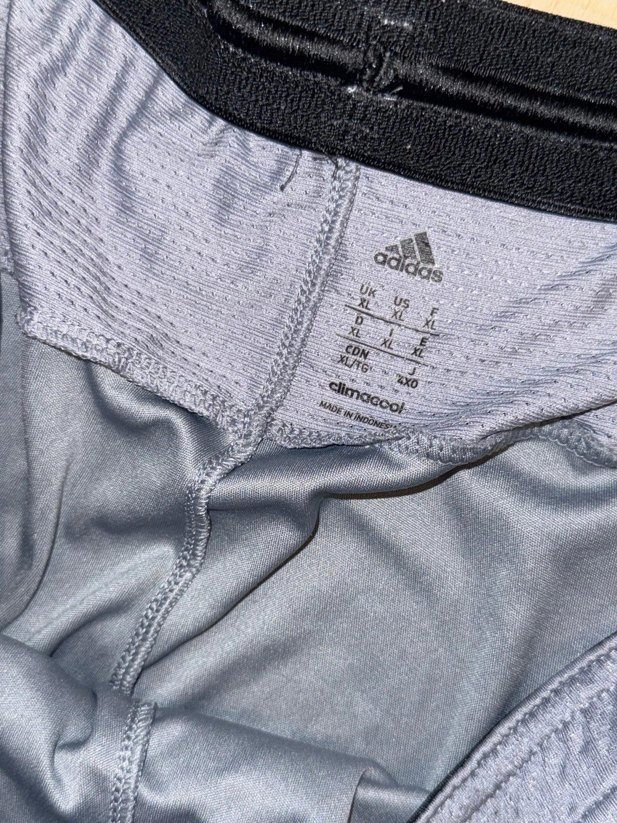 Adidas Adidas Grey Soccer FC Shorts Mens XL Vintage Y2K Rare 90s Size US 36 / EU 52 - 3 Thumbnail
