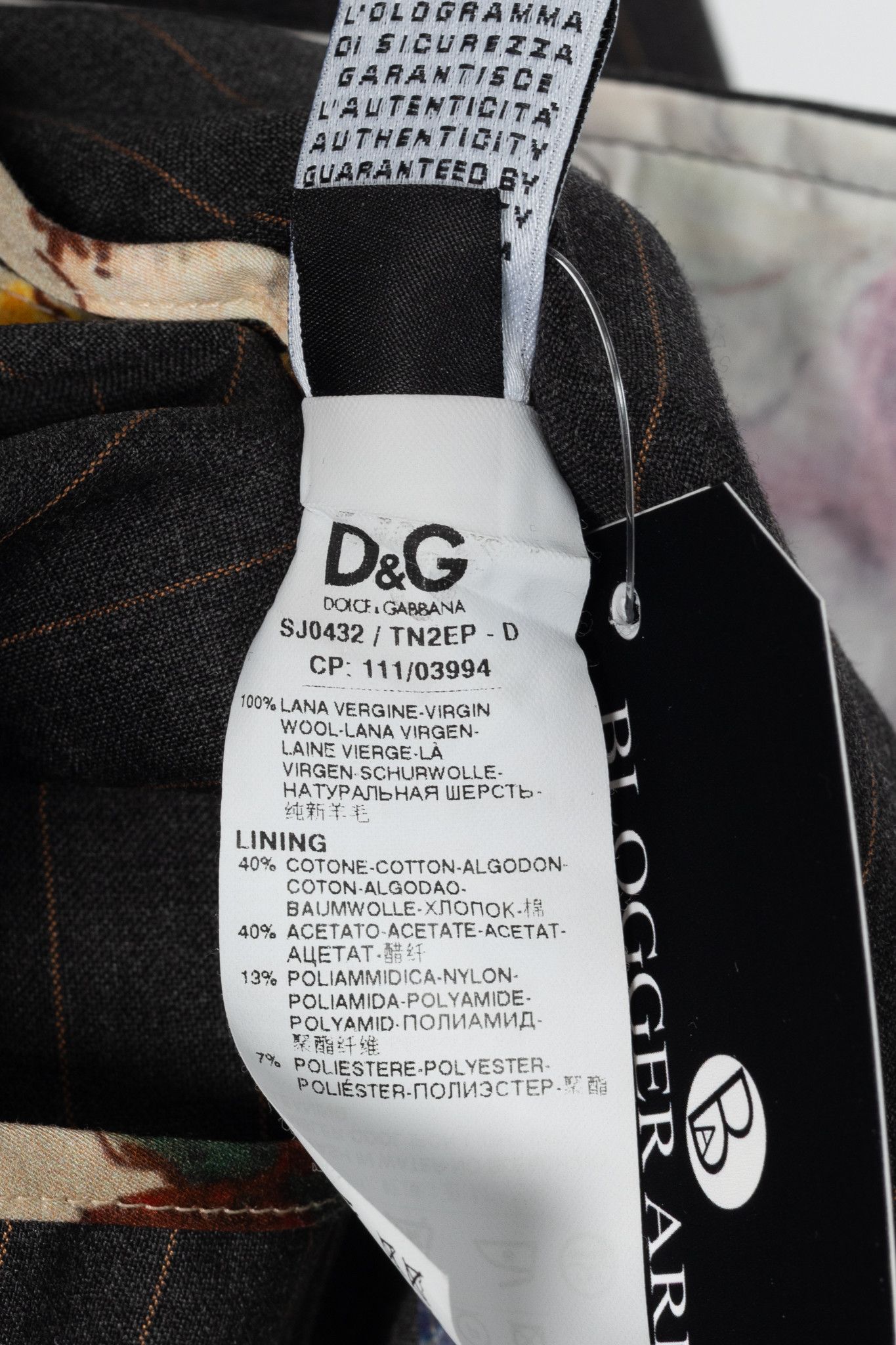 Dolce & Gabbana D&G Dolce & Gabbana Charcoal Pinstripe Stretch-Wool Blazer Size S / US 4 / IT 40 - 11 Thumbnail