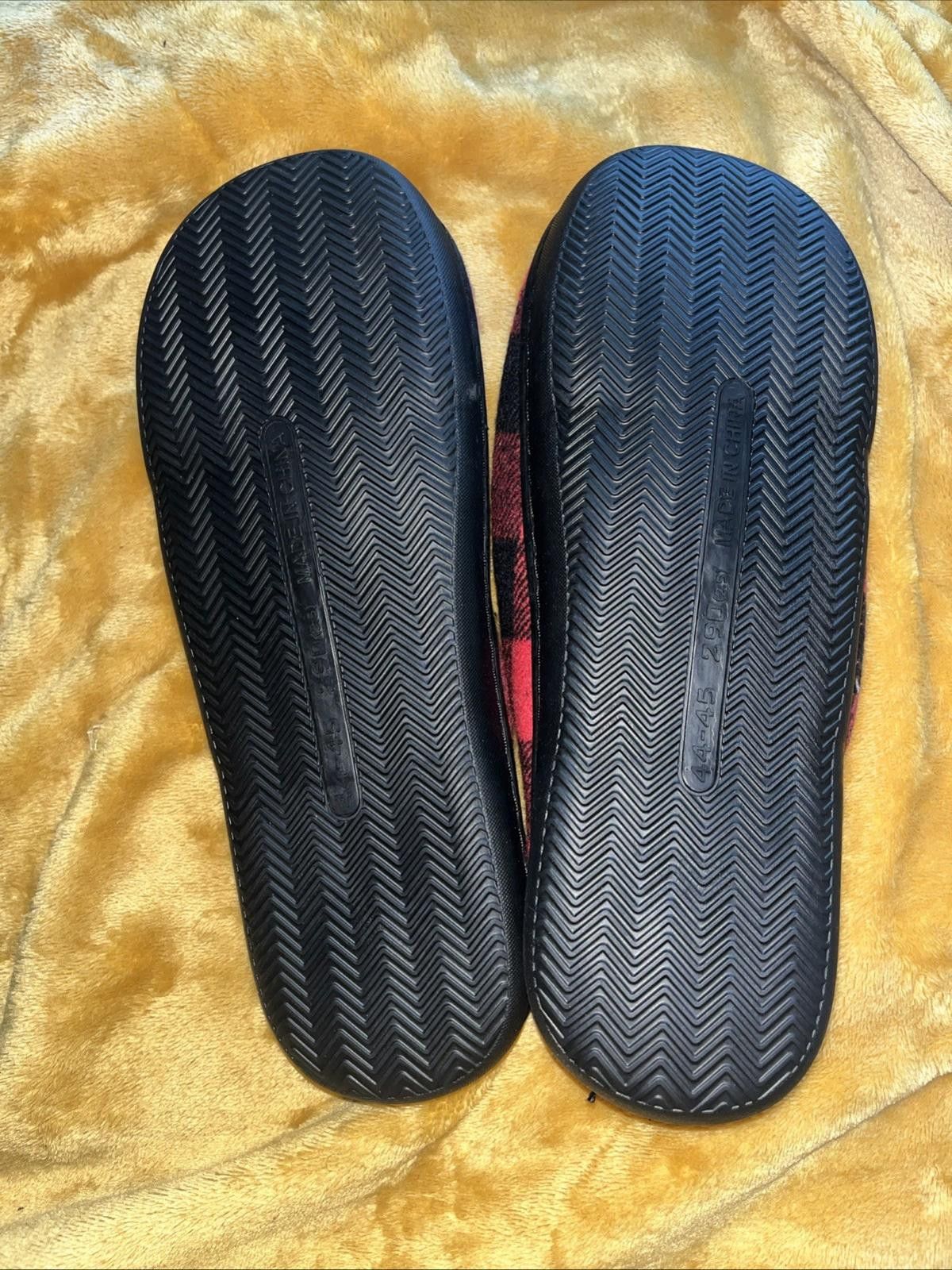 The Unbranded Brand Christmas Indoor Fuzzy Shoes Flat Plaid Household 10 Size US 10 / IT 40 - 5 Thumbnail