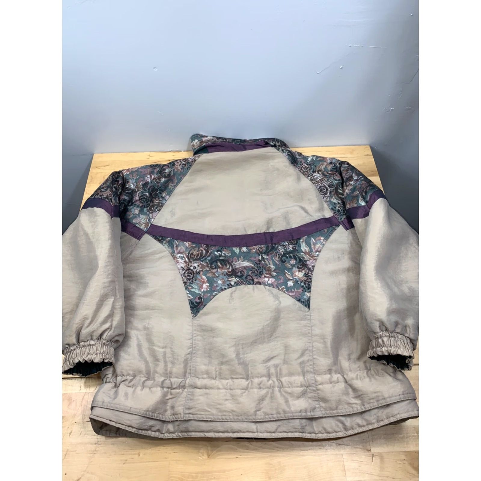 Vintage VINTAGE IZZI Full Zip Jacket Floral Gold L Women Adults? (But must keep exact words from original, not add new info). Size L / US 10 / IT 46 - 3 Thumbnail