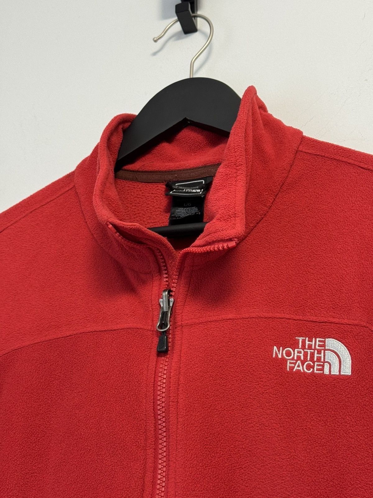The North Face The North Face Full Zip Fleece Jacket Red Embroidered Logo Size US L / EU 52-54 / 3 - 7 Thumbnail