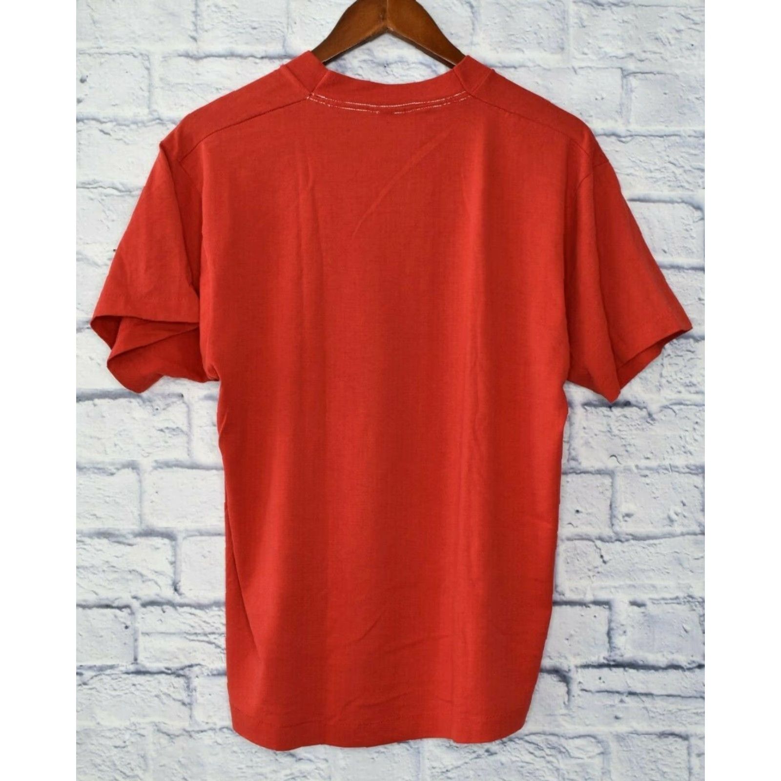 Vintage VINTAGE Chicago Black Hawks Hockey T Shirt Red Small Screen Stars Men Size US S / EU 44-46 / 1 - 3 Thumbnail
