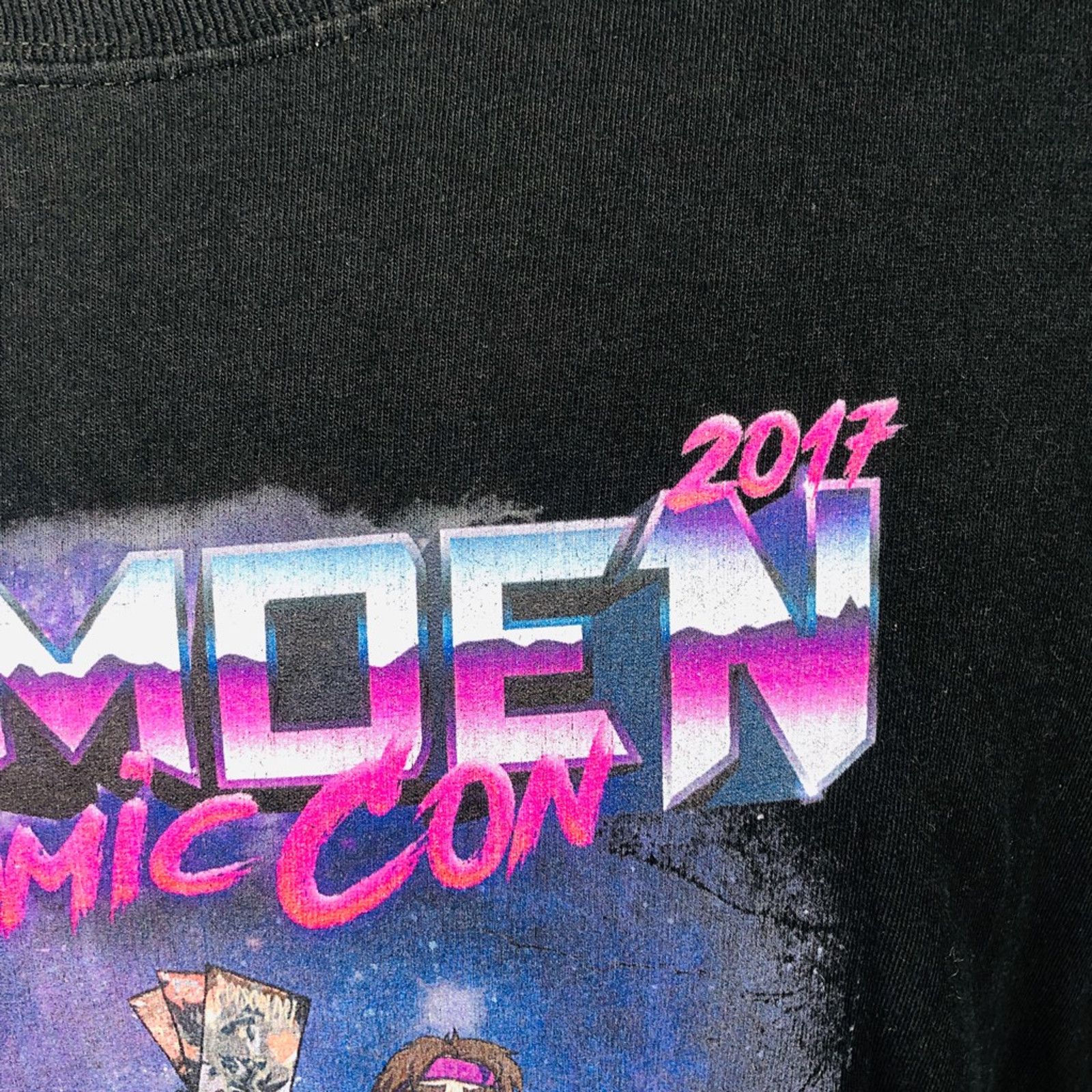 Gildan 2017 Camden Comic Con T-Shirt Convention Black Graphic XL Size US XL / EU 56 / 4 - 6 Thumbnail