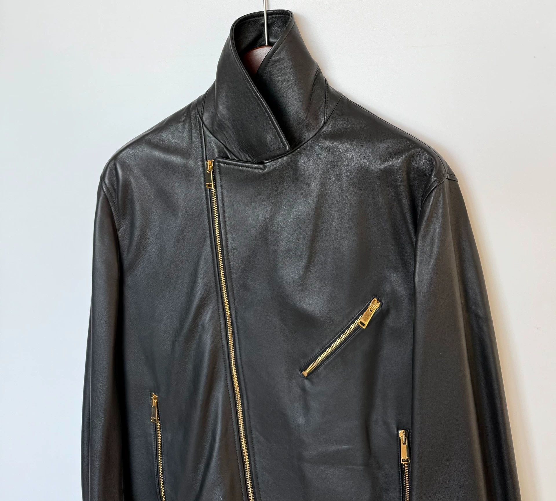 Versace Versace Medusa Gold Buckle Lambskin Moto Jacket 52 Size US L / EU 52-54 / 3 - 3 Thumbnail