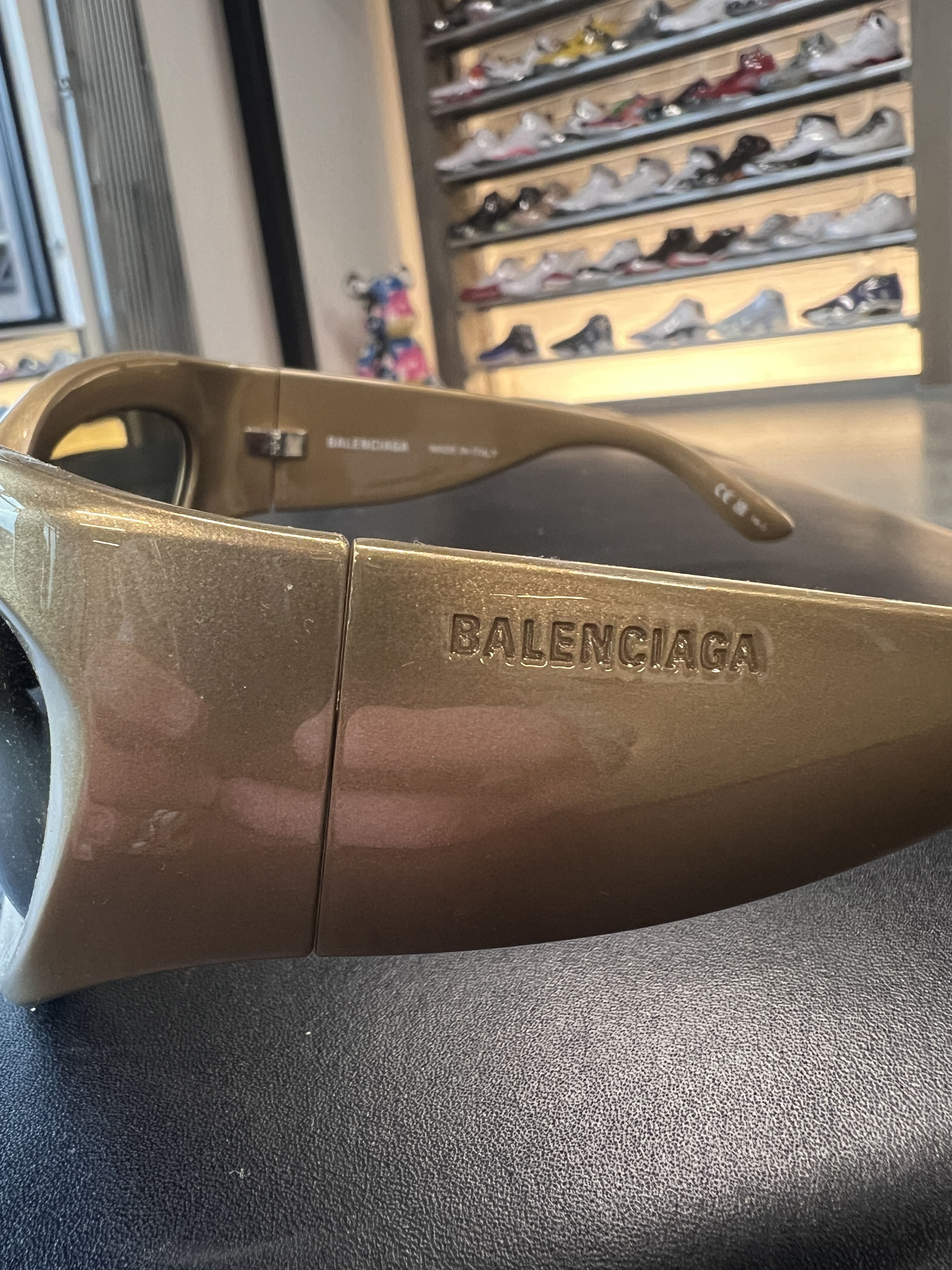 Balenciaga BALENCIAGA Wrap Sunglasses Shiny Solid Metallic Antique Gold Size ONE SIZE - 2 Thumbnail