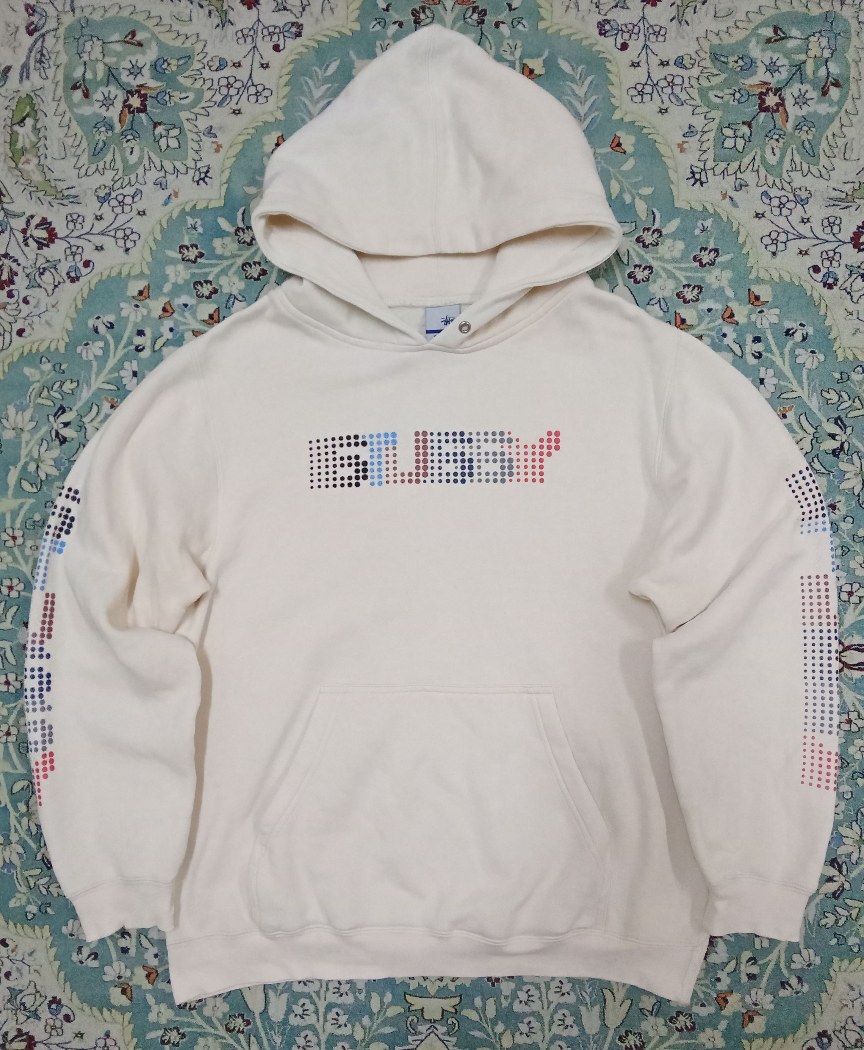 Stussy Vintage Stussy Centre Spell Rare Design Hoodie Size US S / EU 44-46 / 1 - 1 Thumbnail