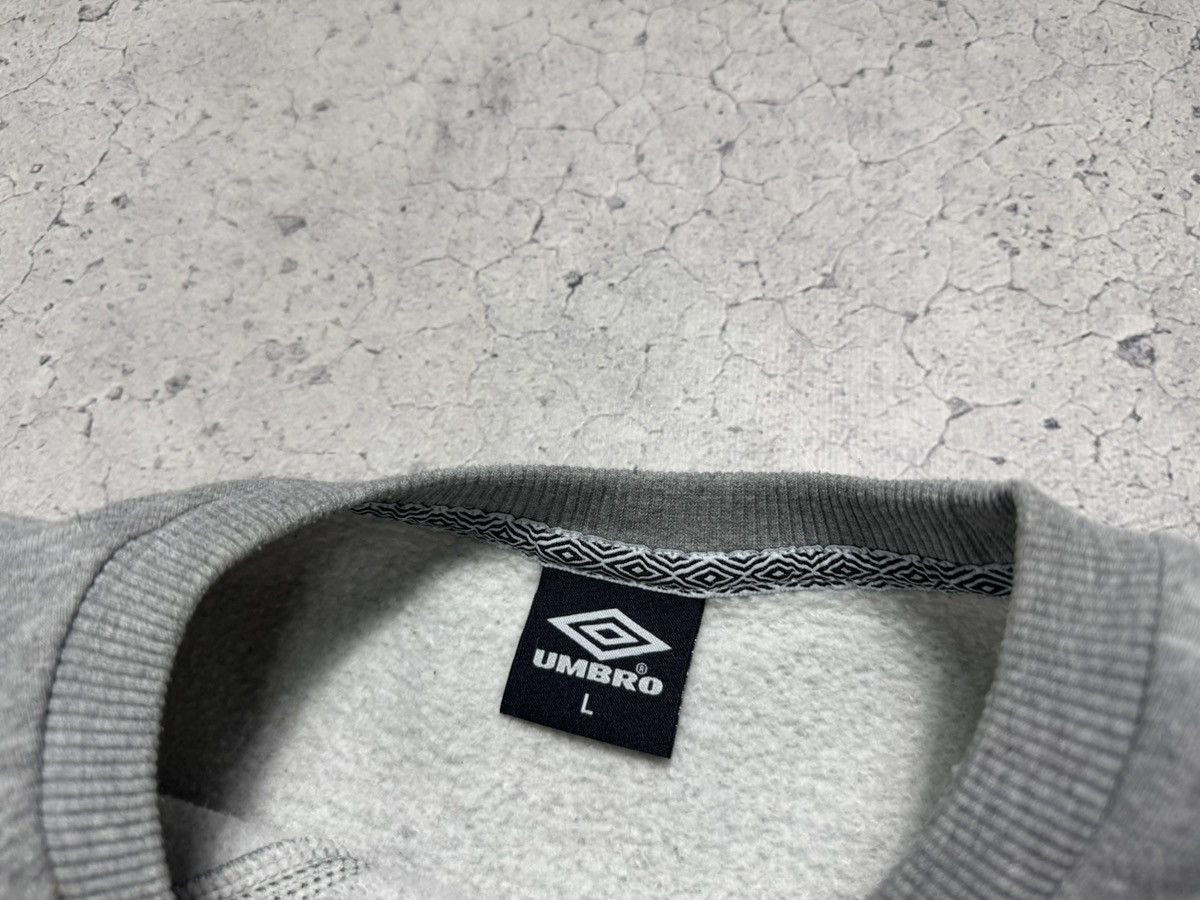 Umbro Umbro Pro Training Vintage Sweatshirt Big Logo Retro Size US L / EU 52-54 / 3 - 7 Thumbnail
