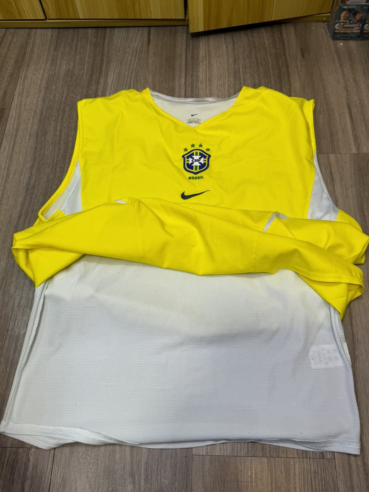 Nike Brazil 02/03 player issue training vest Size US L / EU 52-54 / 3 - 3 Thumbnail