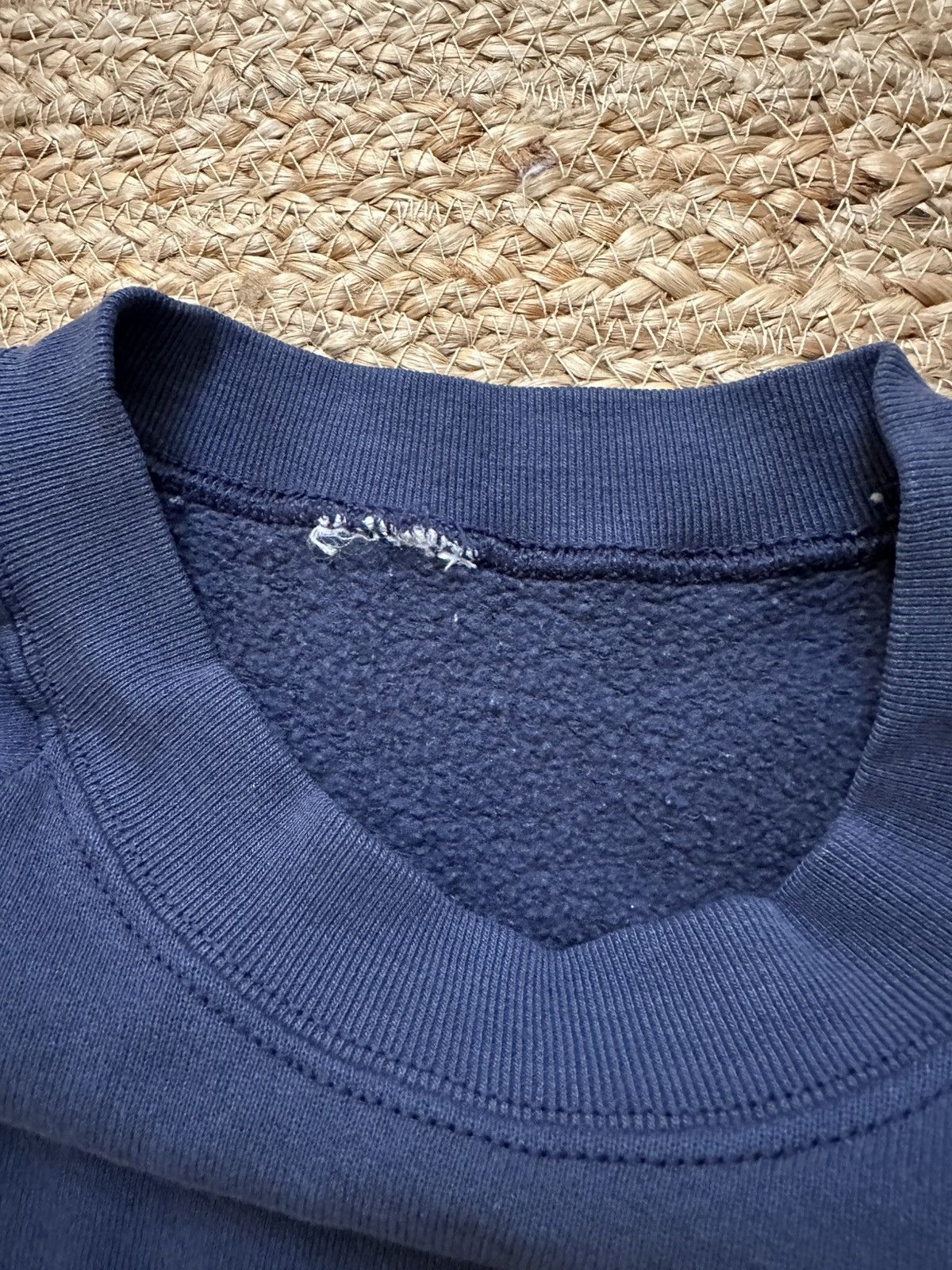 Vintage Vintage faded navy blue crewneck Size US XL / EU 56 / 4 - 4 Thumbnail