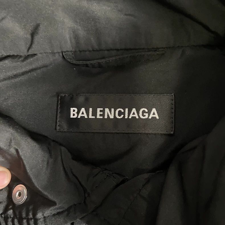 Balenciaga Balenciaga Back letter logo assault jacket 2503-Nextarrow Size US M / EU 48-50 / 2 - 7 Thumbnail