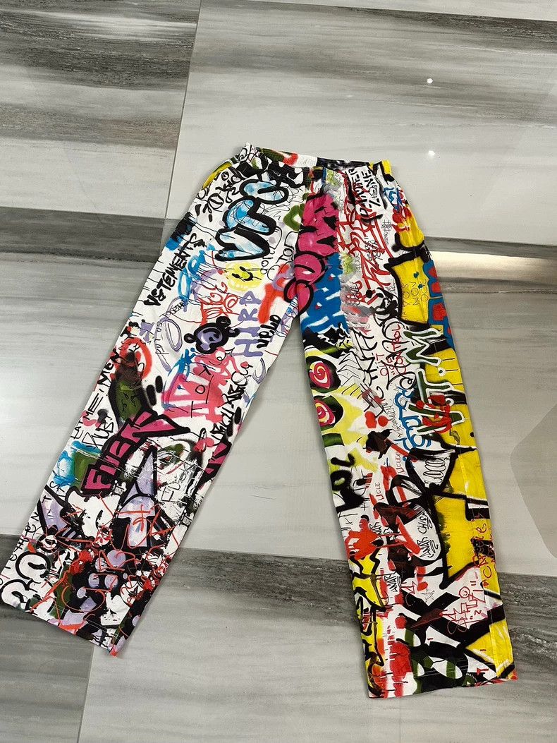 Vetements Graffiti Lounge Pants - Graffiti Print Grey