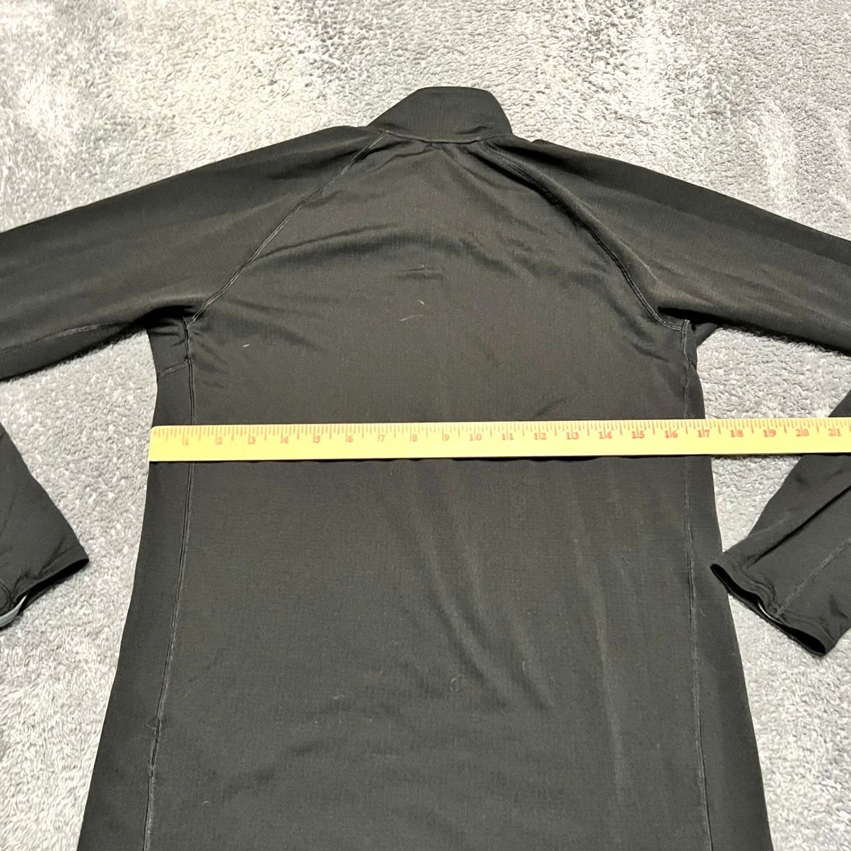 Patagonia Patagonia Shirt Mens Small Capilene Midweight Baselayer Quarter Zip Gorpcore Black S Mens Size US S / EU 44-46 / 1 - 5 Thumbnail