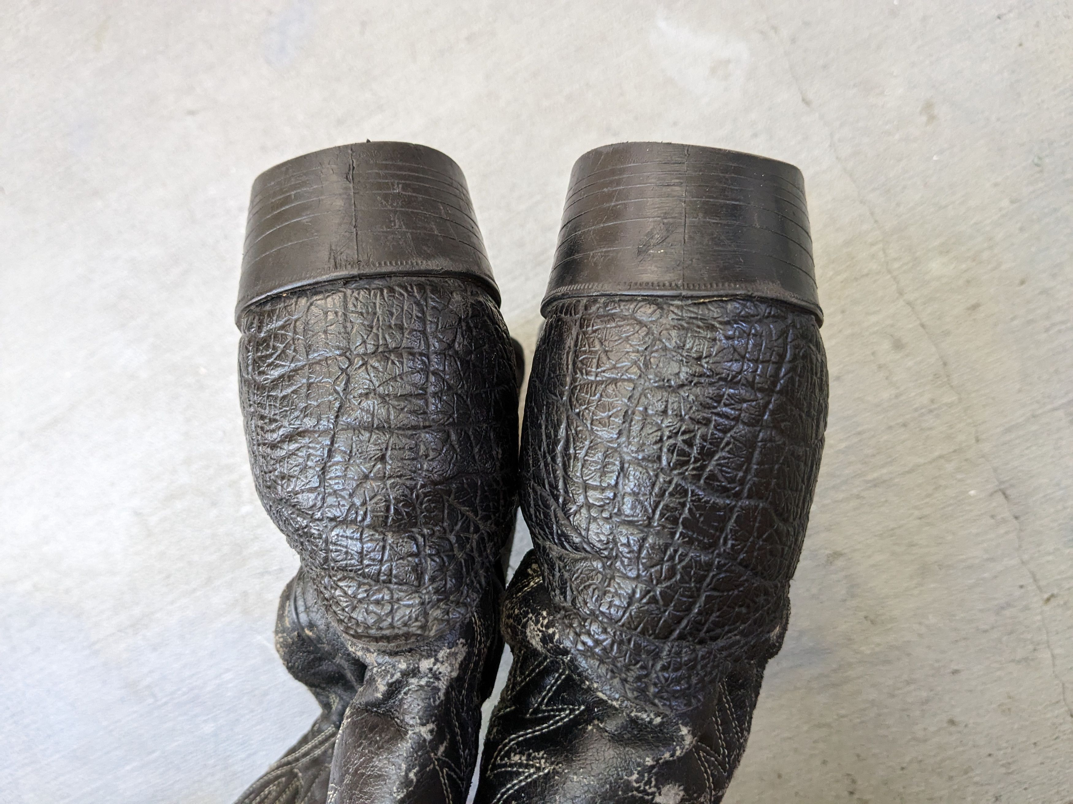 Vintage Vintage Bronco Cowboy Boots 12 Wide Black Faux Leather Vegan Size US 12 / EU 45 - 17 Thumbnail