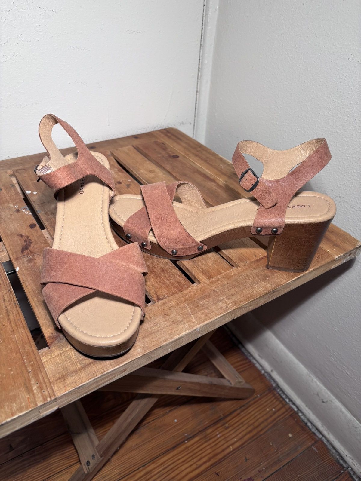 Lucky Brand Lucky Brand Block Heel Sandal Size US 10 / IT 40 - 8 Thumbnail