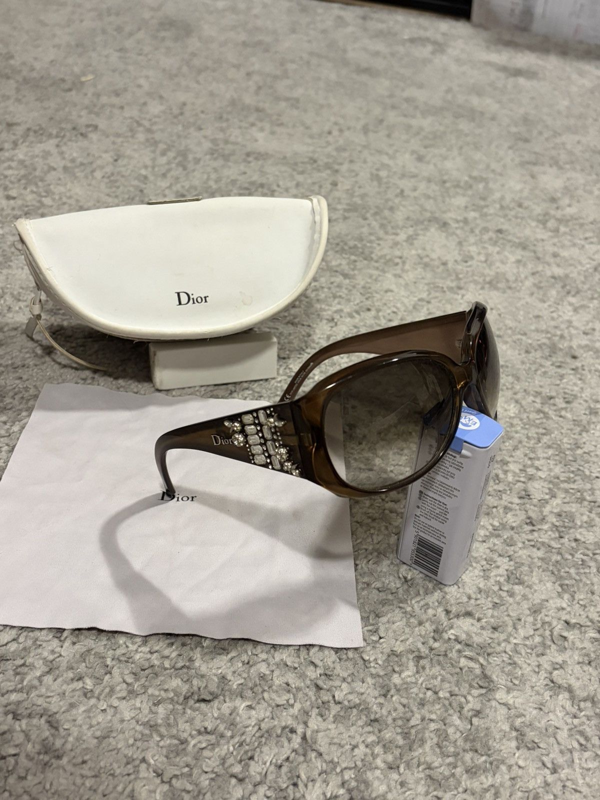 Dior Christian Dior 605JS Brown crystal swarovski Sunglasses Size ONE SIZE - 1 Thumbnail