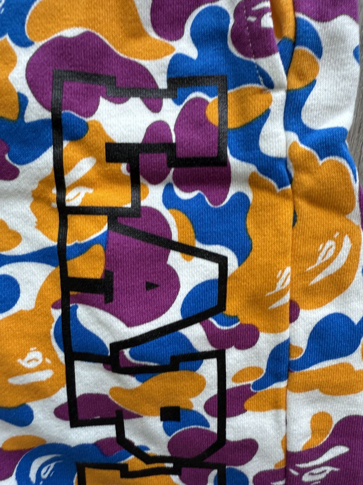 Bape Bape LA store exclusive camo shorts Size US 32 / EU 48 - 2 Thumbnail