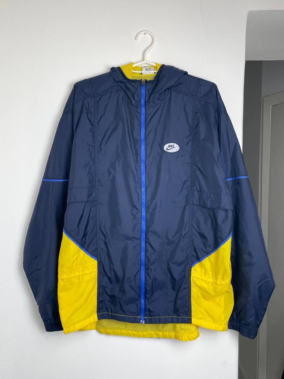 Nike × Vintage Nike Vintage 90’s Neylon Light Jacket Center Swoosh Y2K Size US L / EU 52-54 / 3 - 3 Thumbnail
