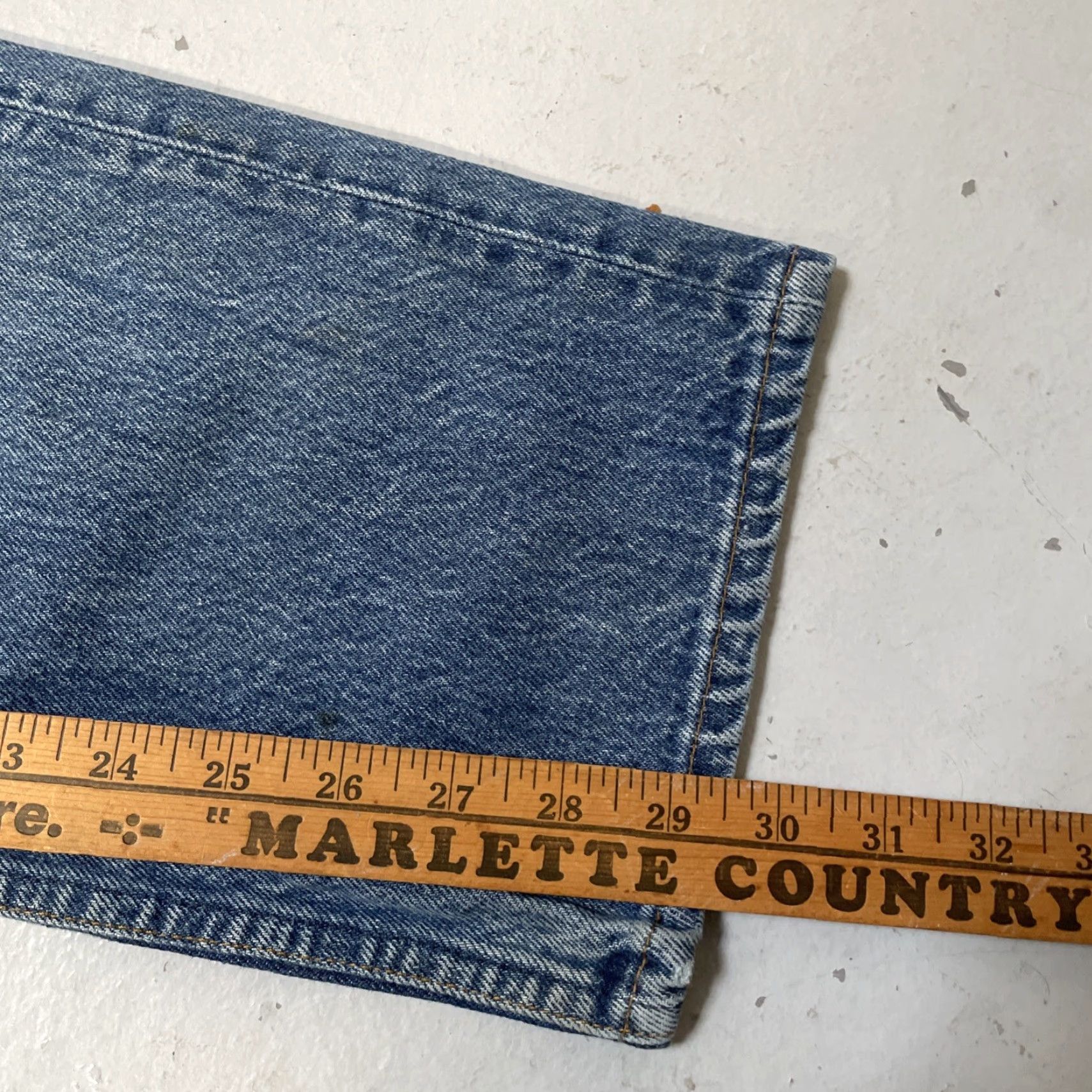 Levi's VINTAGE Levi’s 501 XX Jeans Distressed USA Denim 34x34 Blue Men/NBA? 90s Patina 34x34 Headline? Size US 34 / EU 50 - 4 Thumbnail
