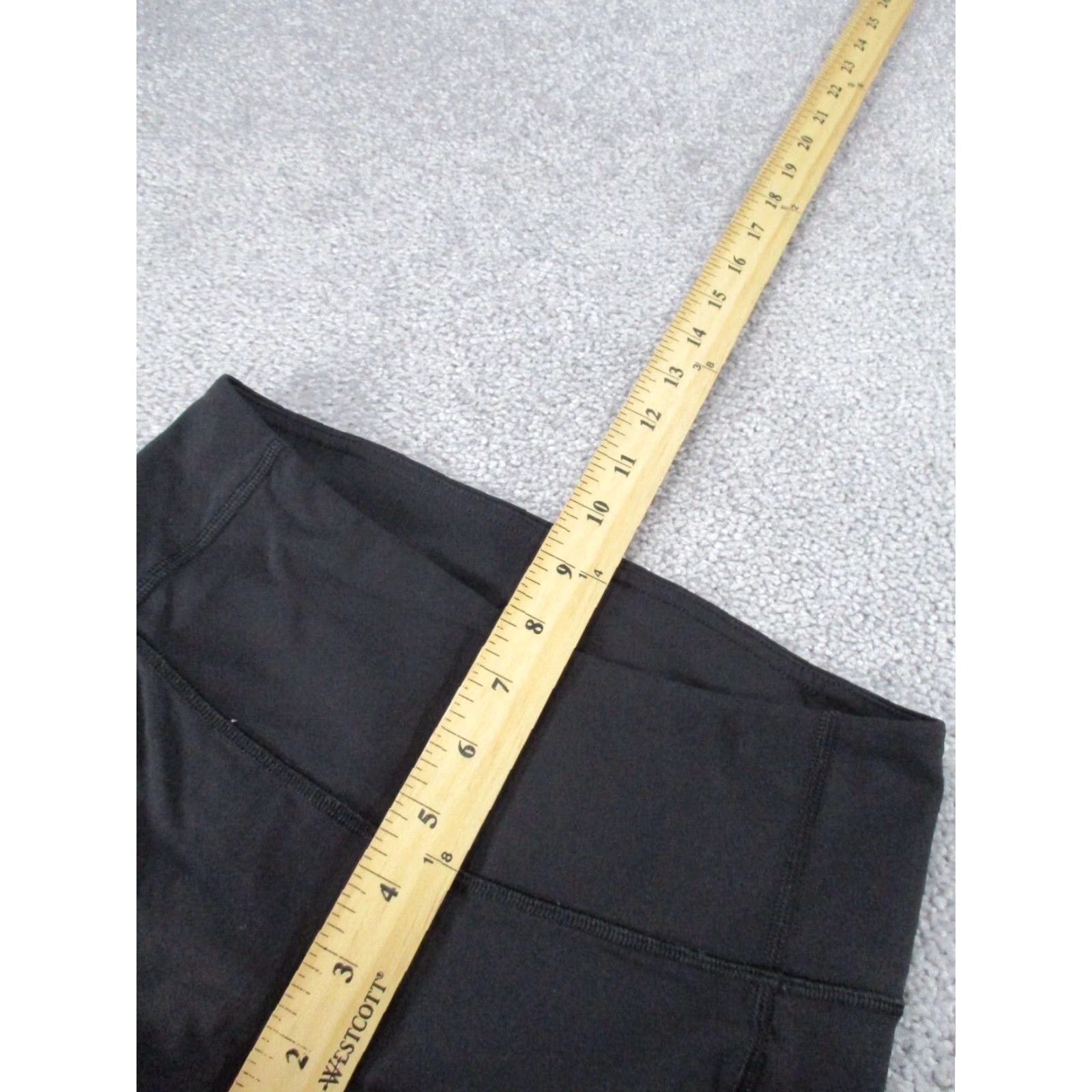 Lululemon VINTAGE Lululemon Leggings Womens Cropped Athletic Fit Size 4 Black Running Jogging Activewear Size 27" / US 4 / IT 40 - 5 Thumbnail