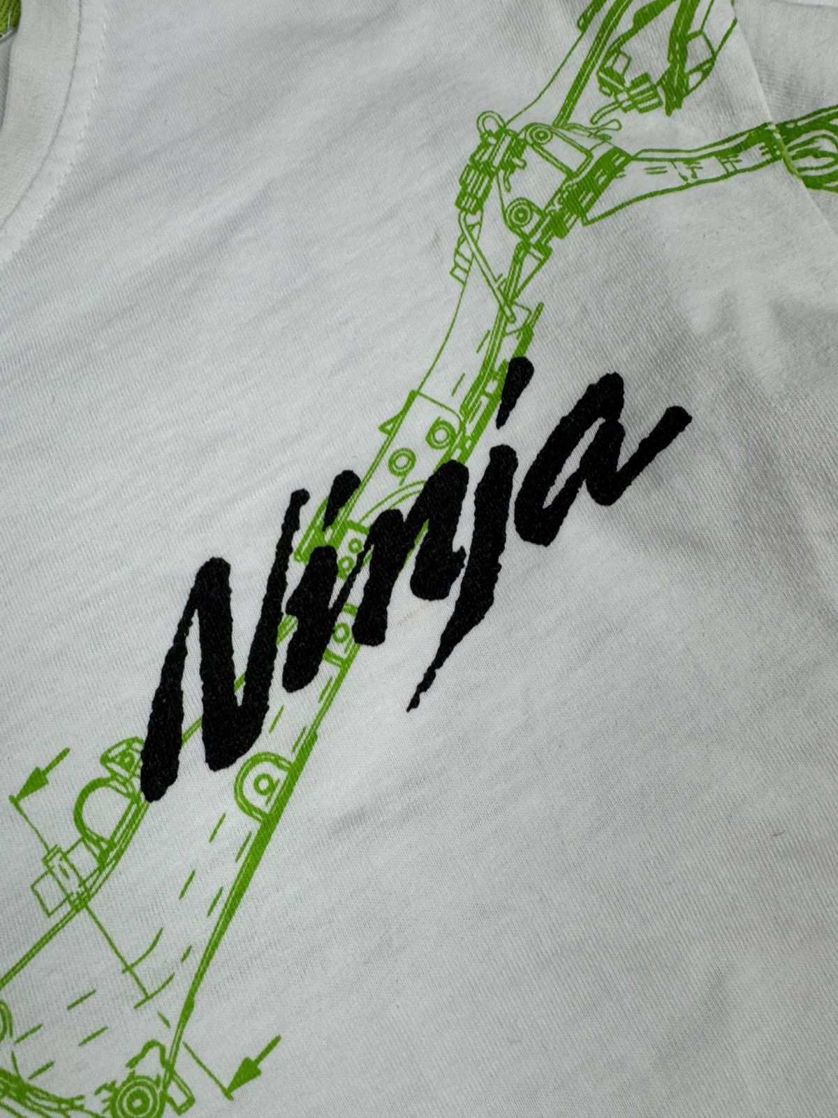 Vintage Vintage Y2K Kawasaki Ninja motorcycle graphic tee racing Size US L / EU 52-54 / 3 - 7 Thumbnail