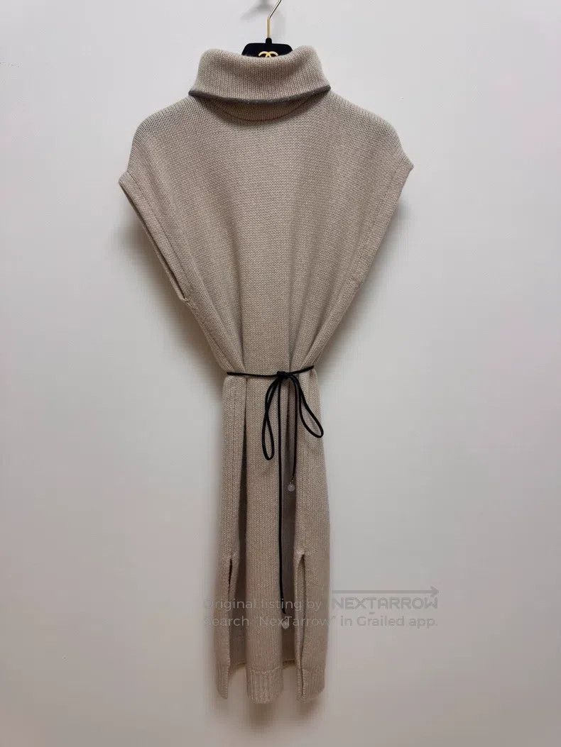 Brunello Cucinelli Brunello Cucinelli Beige Cashmere Dress, Wearable Inside O Size S / US 4 / IT 40 - 2 Thumbnail